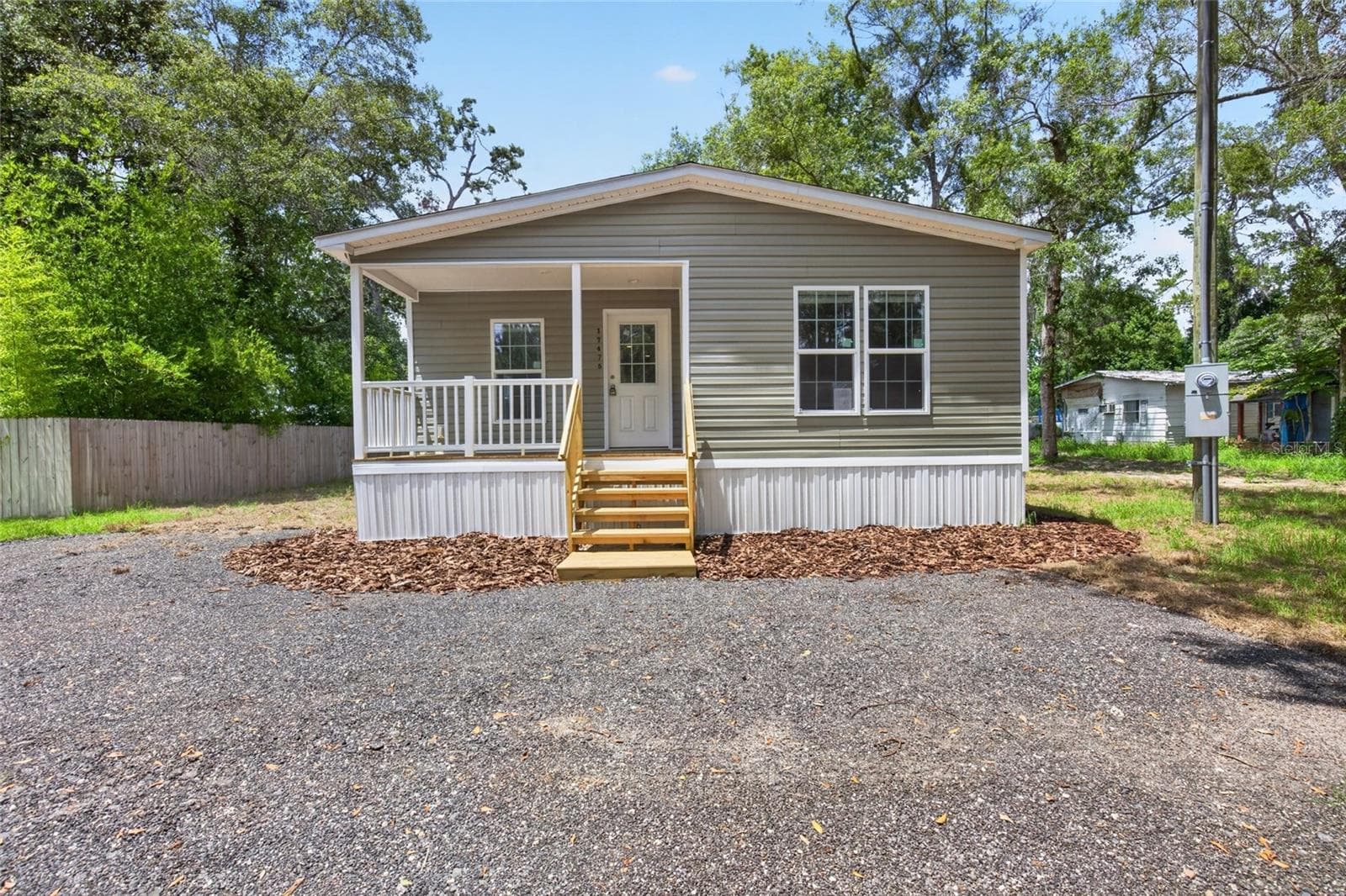 Manufactured Home at 17475 TAVERN RD, BROOKSVILLE, photo 29 of 32