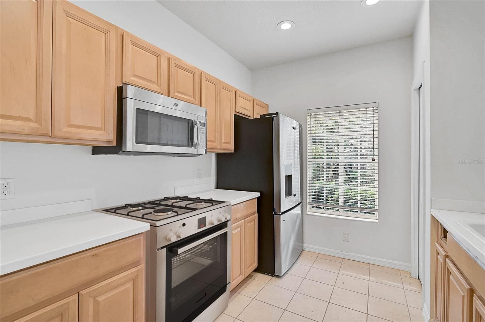 Condominium at 208 CAPE HARBOUR LOOP #108, BRADENTON, photo 6 of 23