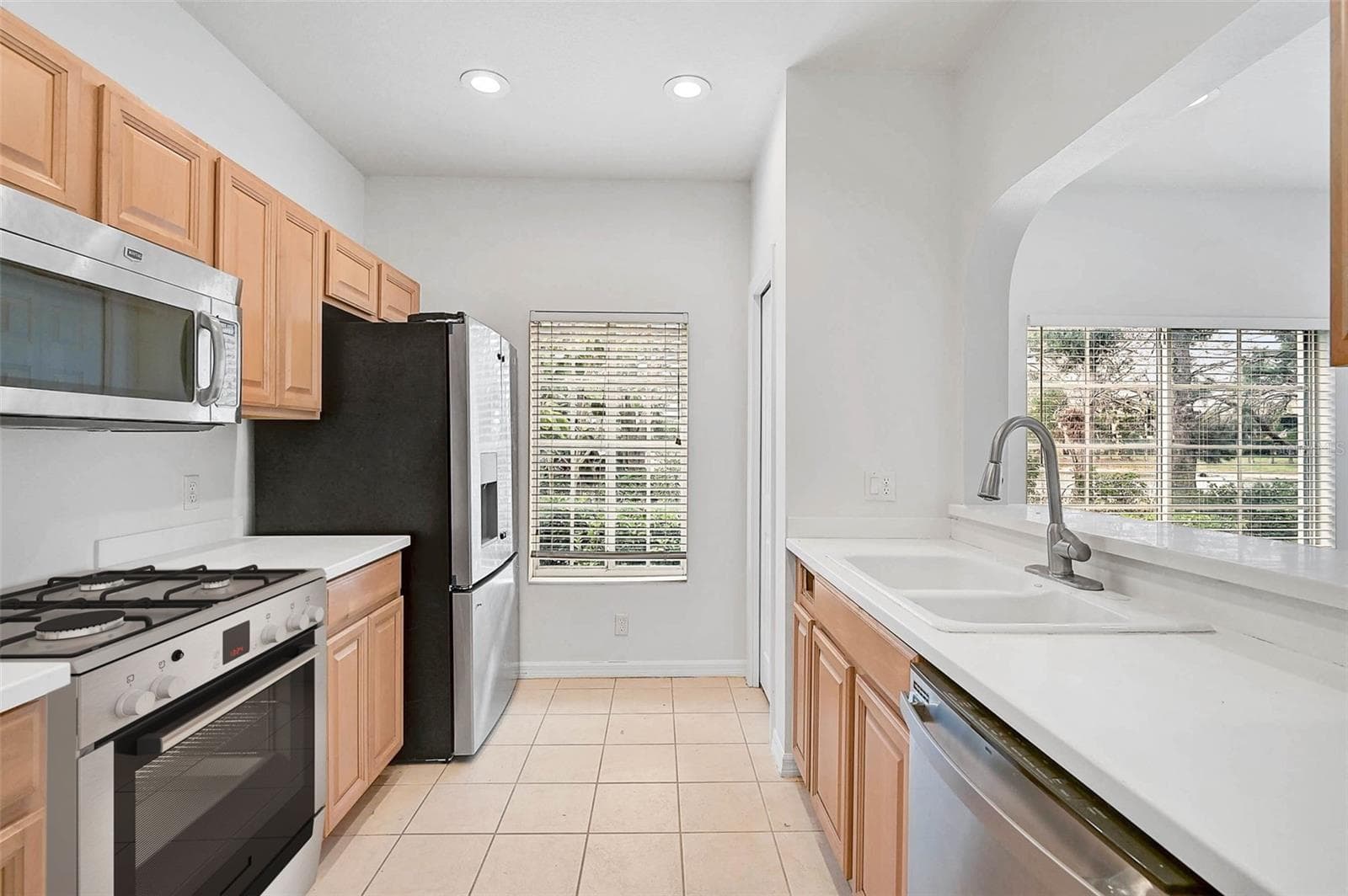 Condominium at 208 CAPE HARBOUR LOOP #108, BRADENTON, photo 7 of 23