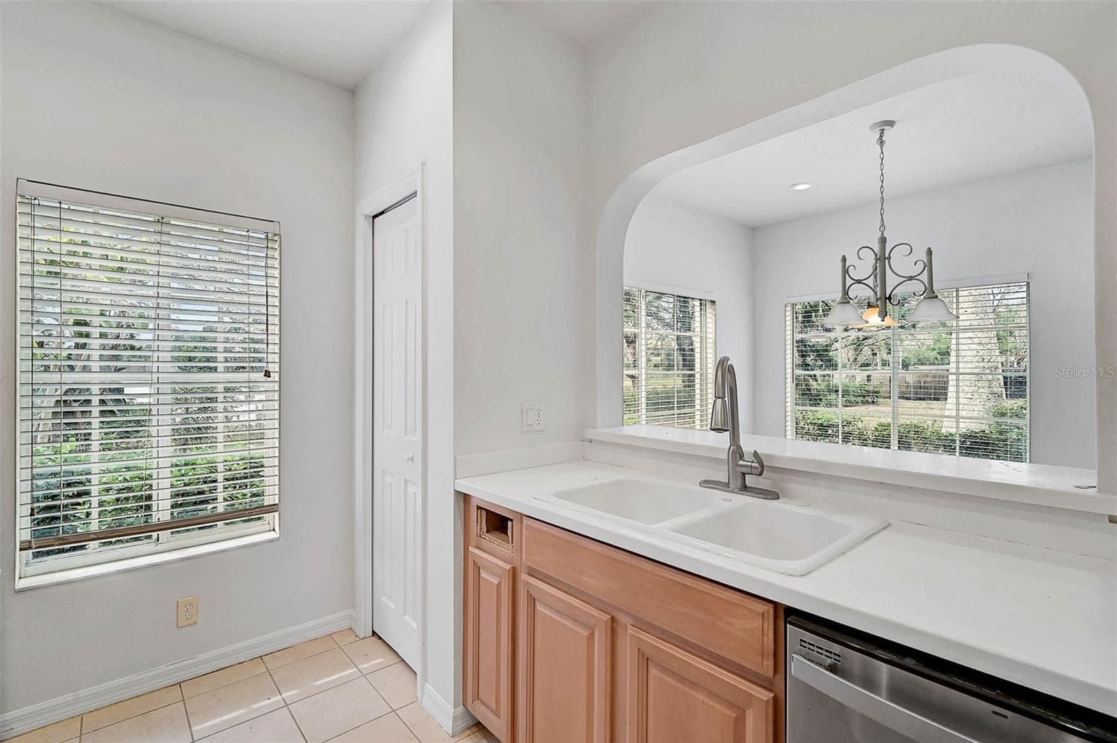 Condominium at 208 CAPE HARBOUR LOOP #108, BRADENTON, photo 8 of 23