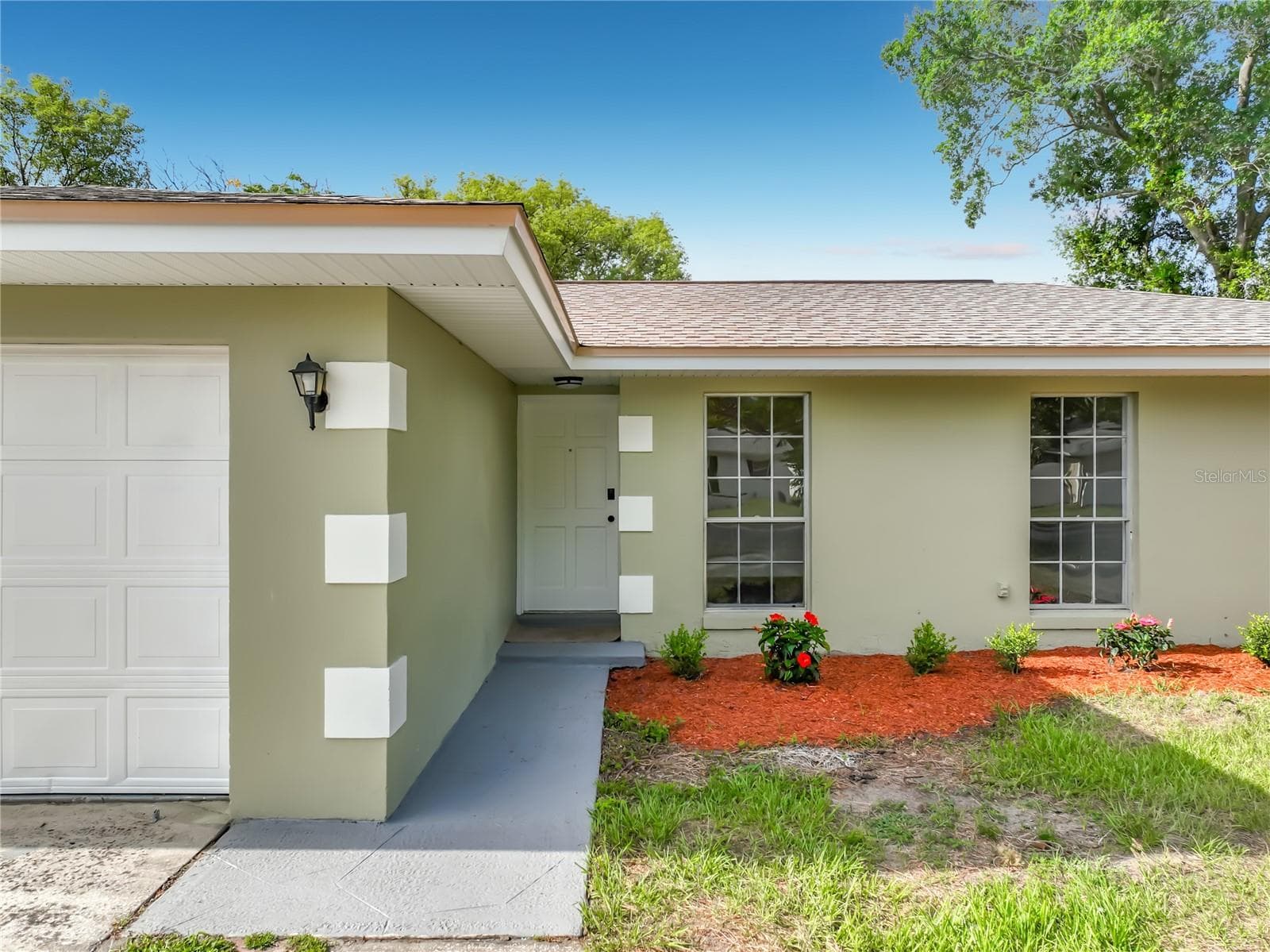 Single Family Residence at 124 HOLLYHOCK DR, ALTAMONTE SPRINGS, photo 4 of 81