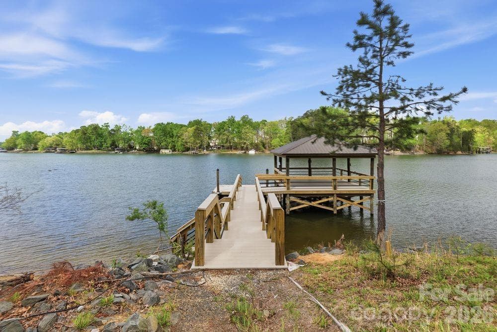 The Coves on Lake Wylie Community - Charlotte