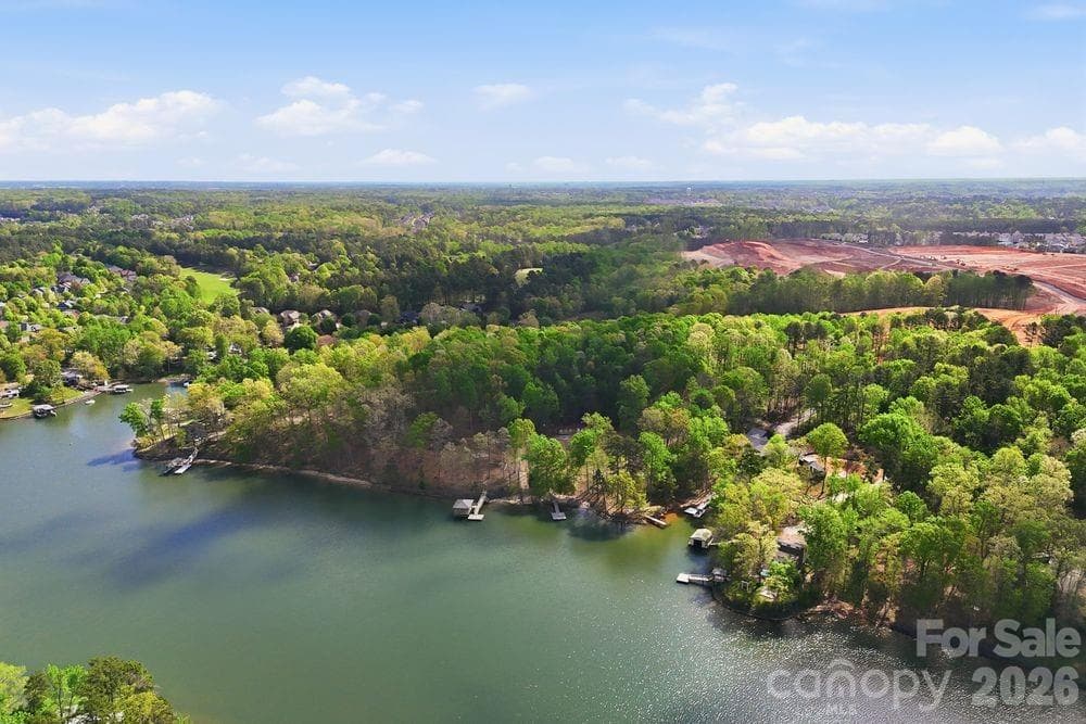 The Coves on Lake Wylie Community - Charlotte