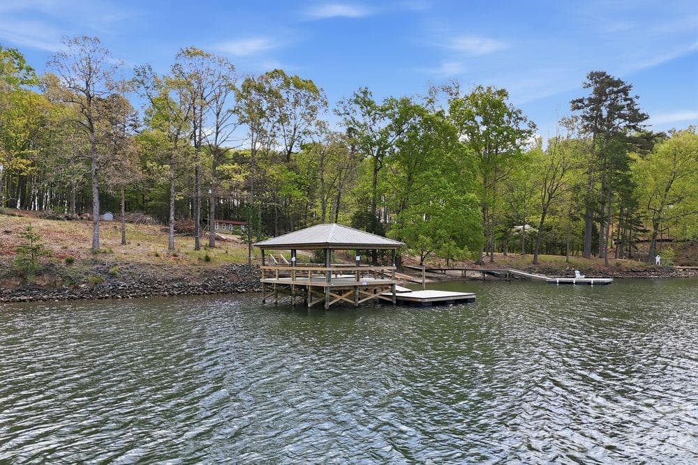The Coves on Lake Wylie Community - Charlotte
