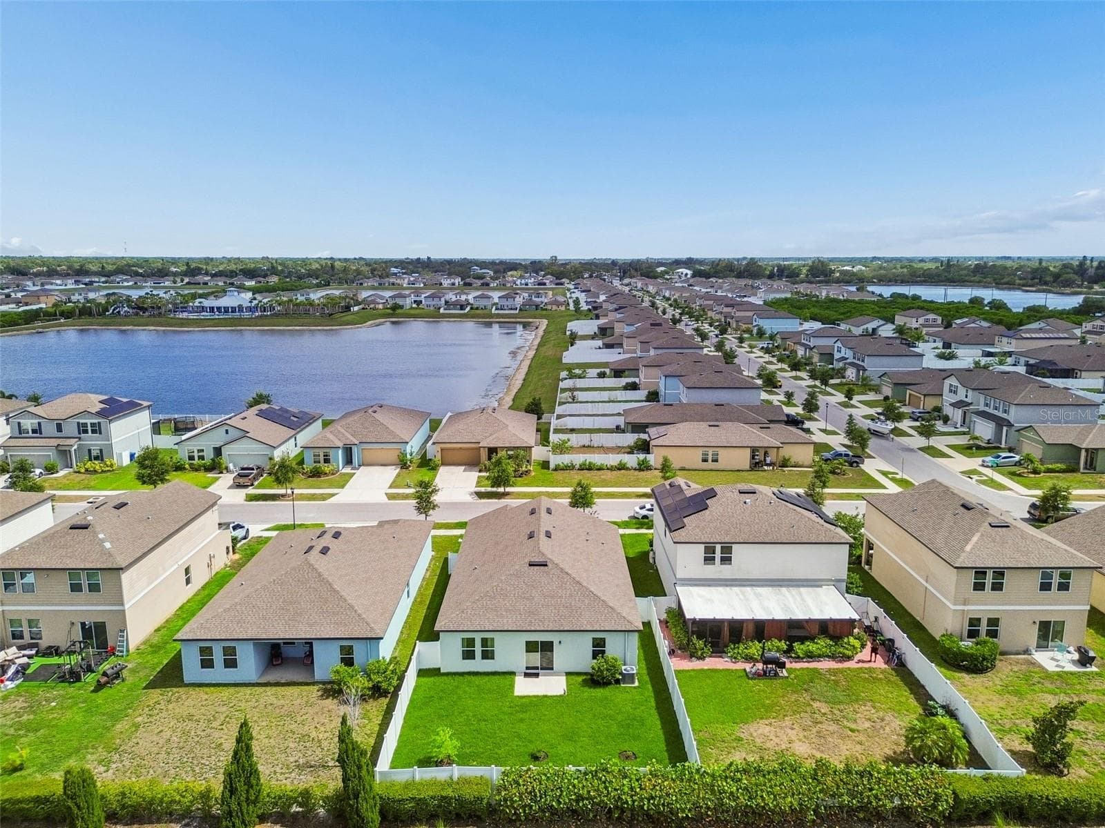 Aerial View - No Backyard Neighbor - New Sod Everywhere! - 1261 ANCHOR BEND DR, RUSKIN