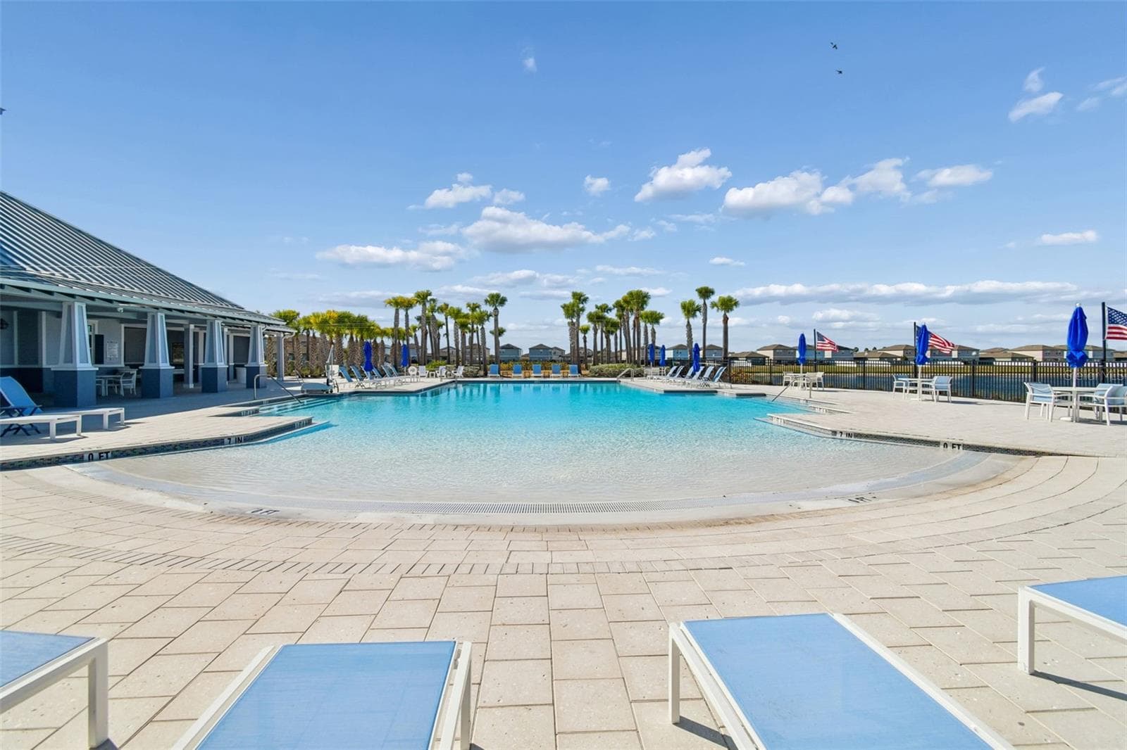Shell Cove Pool - 1261 ANCHOR BEND DR, RUSKIN