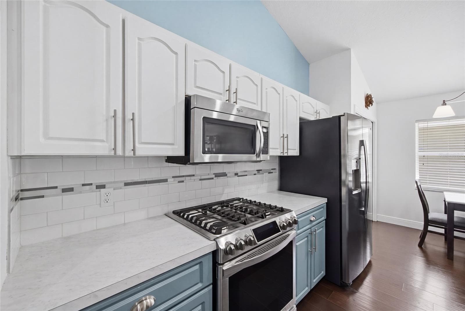Kitchen - 7611 WILTSHIRE PARK PL, APOLLO BEACH