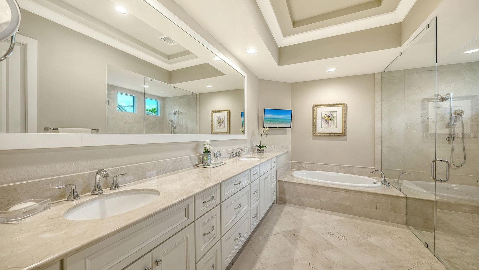 Single Family Residence at 16524 KENDLESHIRE TER, LAKEWOOD RANCH, photo 33 of 75