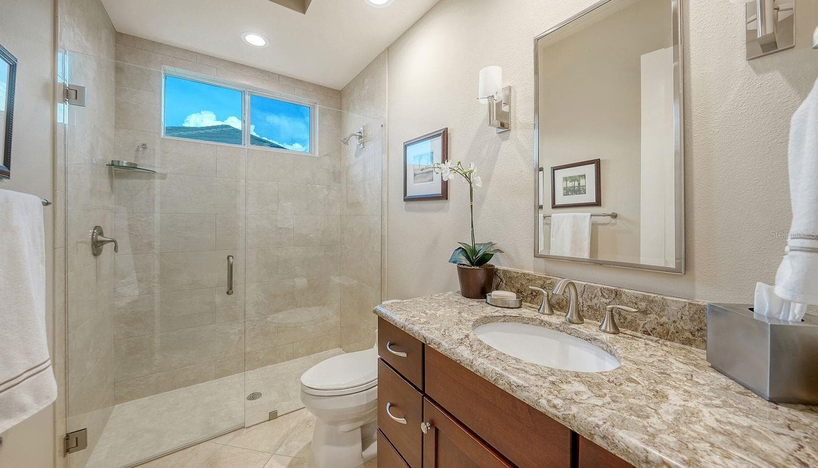 Single Family Residence at 16524 KENDLESHIRE TER, LAKEWOOD RANCH, photo 42 of 75