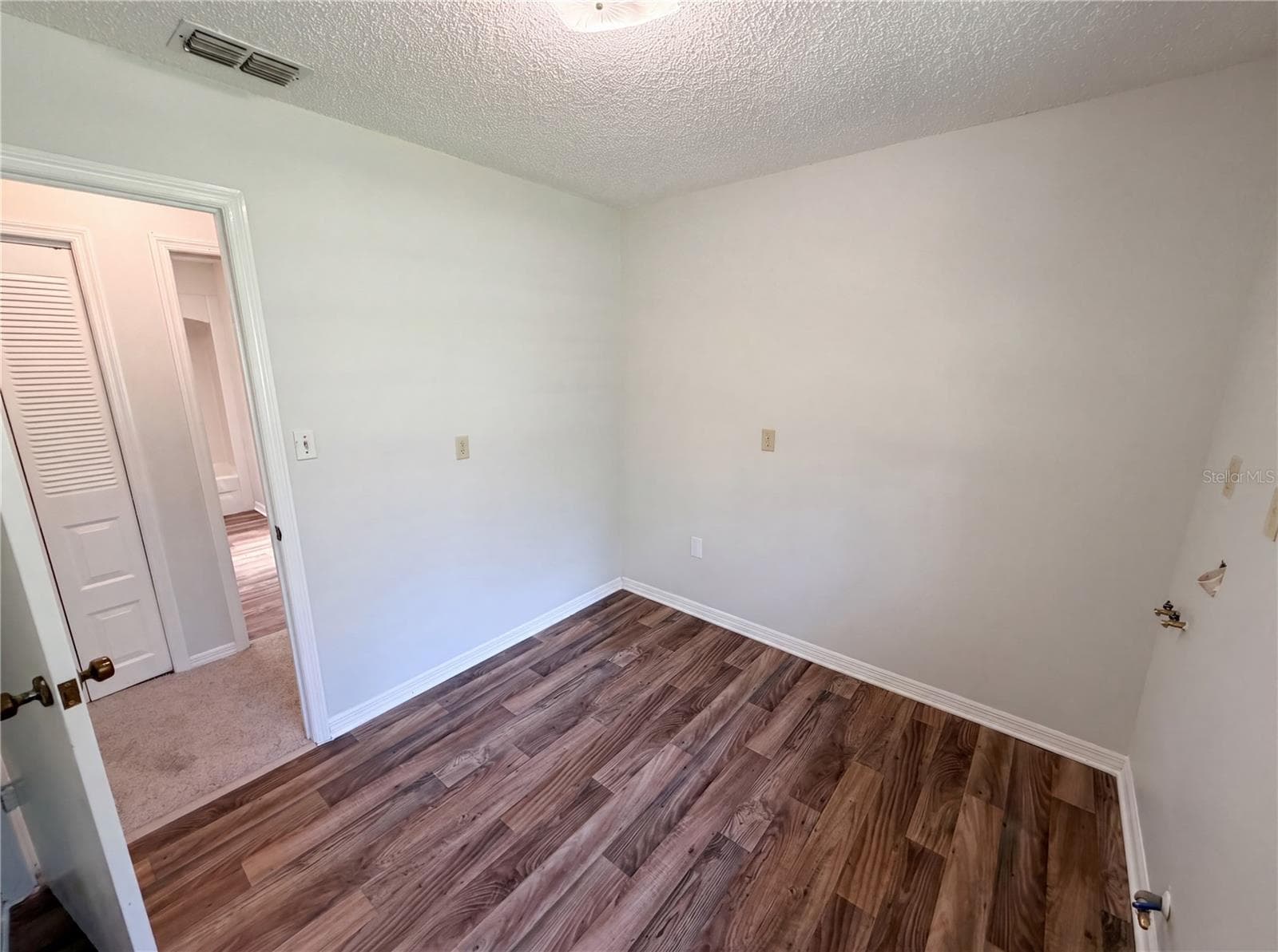 Single Family Residence at 2505 VELMA TER, LEESBURG, photo 17 of 18