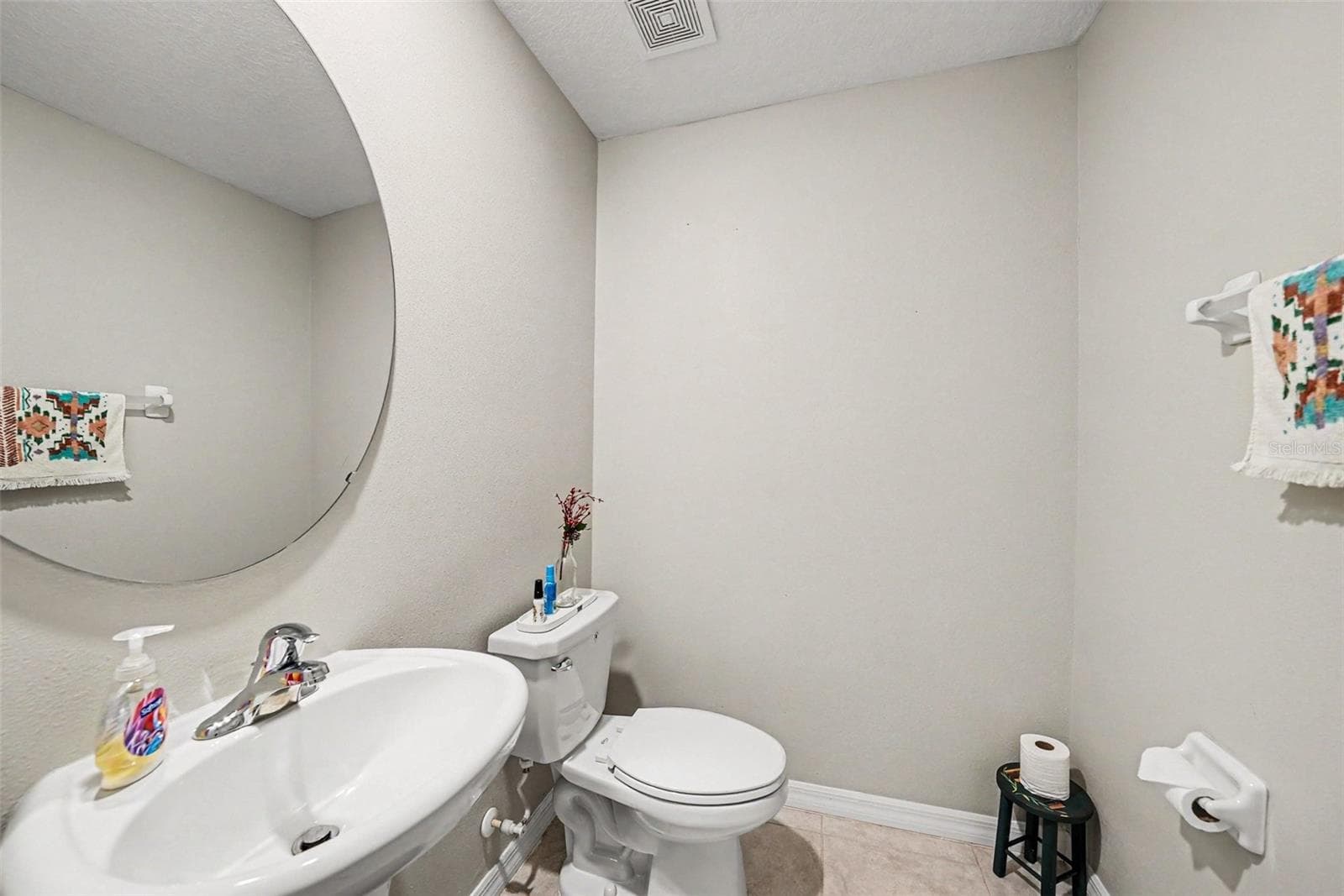 Single Family Residence at 10829 CRUSHED GRAPE DR, RIVERVIEW, photo 5 of 27