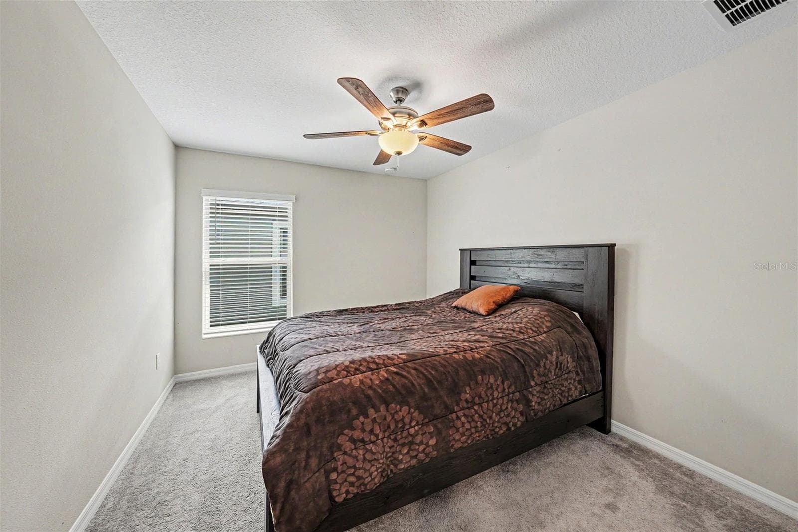 Single Family Residence at 10829 CRUSHED GRAPE DR, RIVERVIEW, photo 11 of 27