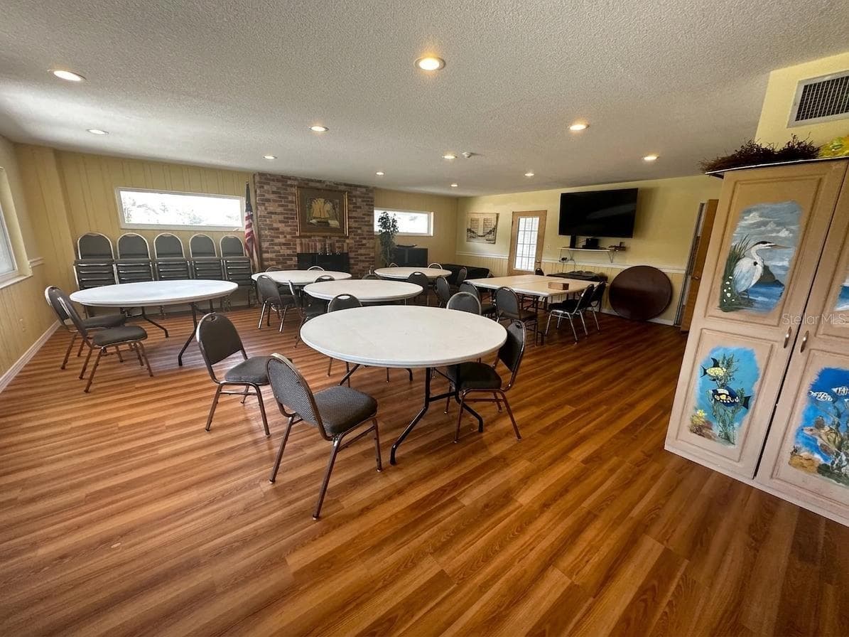 Common Area - 2131 LAKEVIEW DR #410, SEBRING