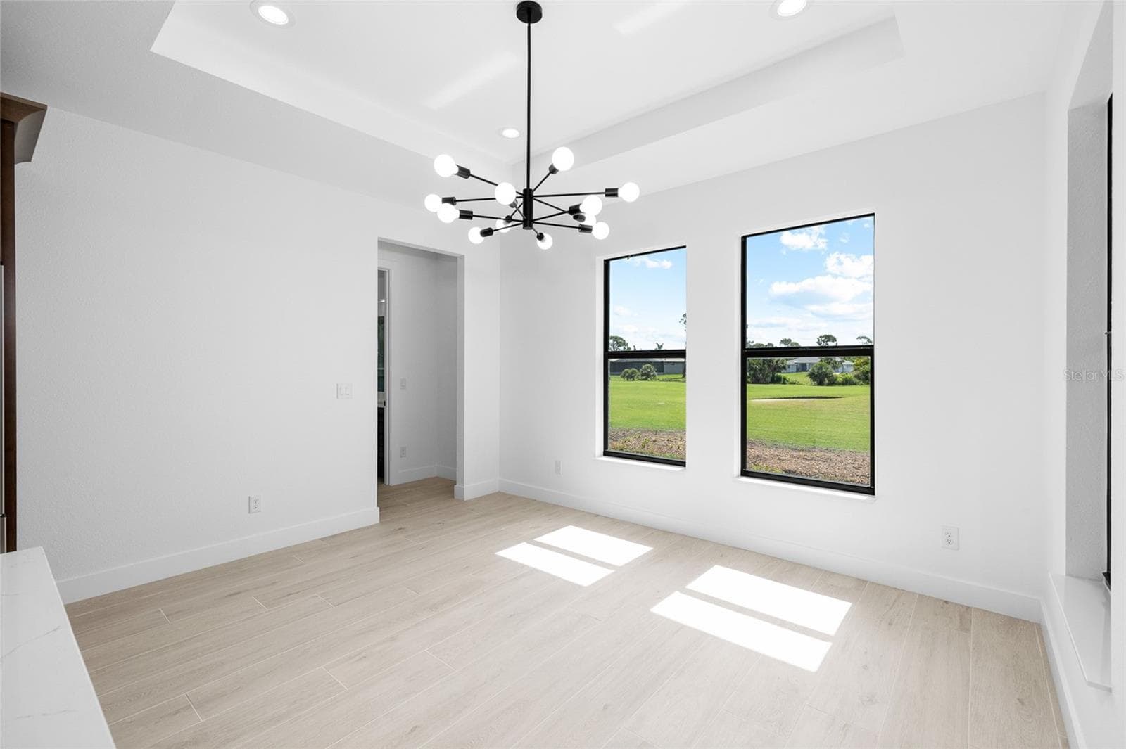 Single Family Residence at 260 TOURNAMENT RD, ROTONDA WEST, photo 18 of 48