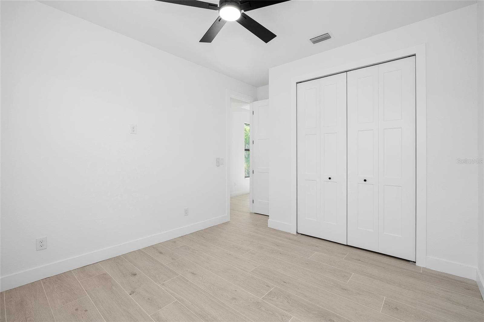 Single Family Residence at 260 TOURNAMENT RD, ROTONDA WEST, photo 34 of 48