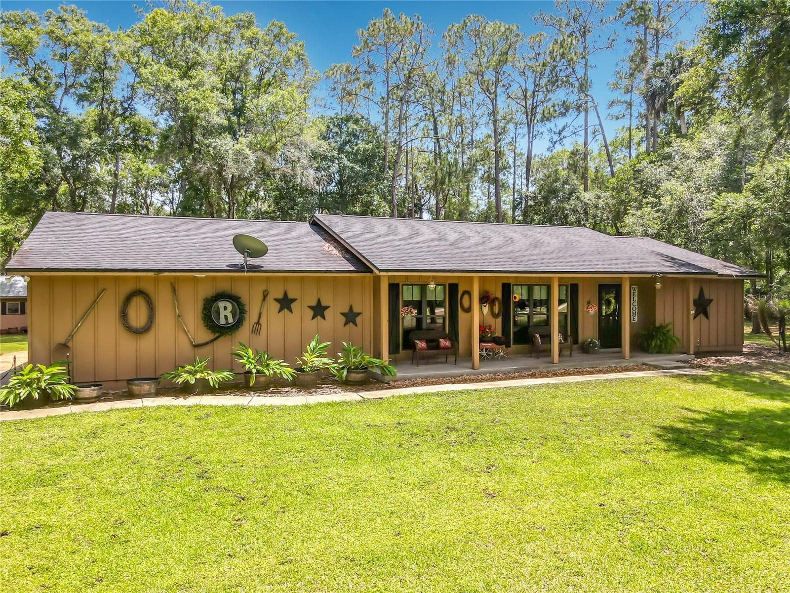 Single Family Residence at 1395 MAYTOWN RD, OSTEEN, photo 3 of 66