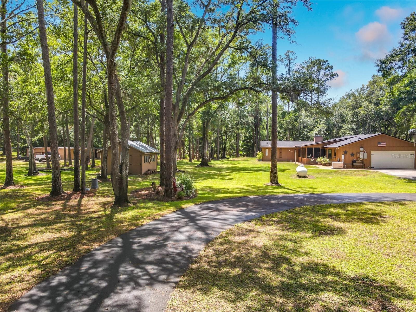 Single Family Residence at 1395 MAYTOWN RD, OSTEEN, photo 51 of 66