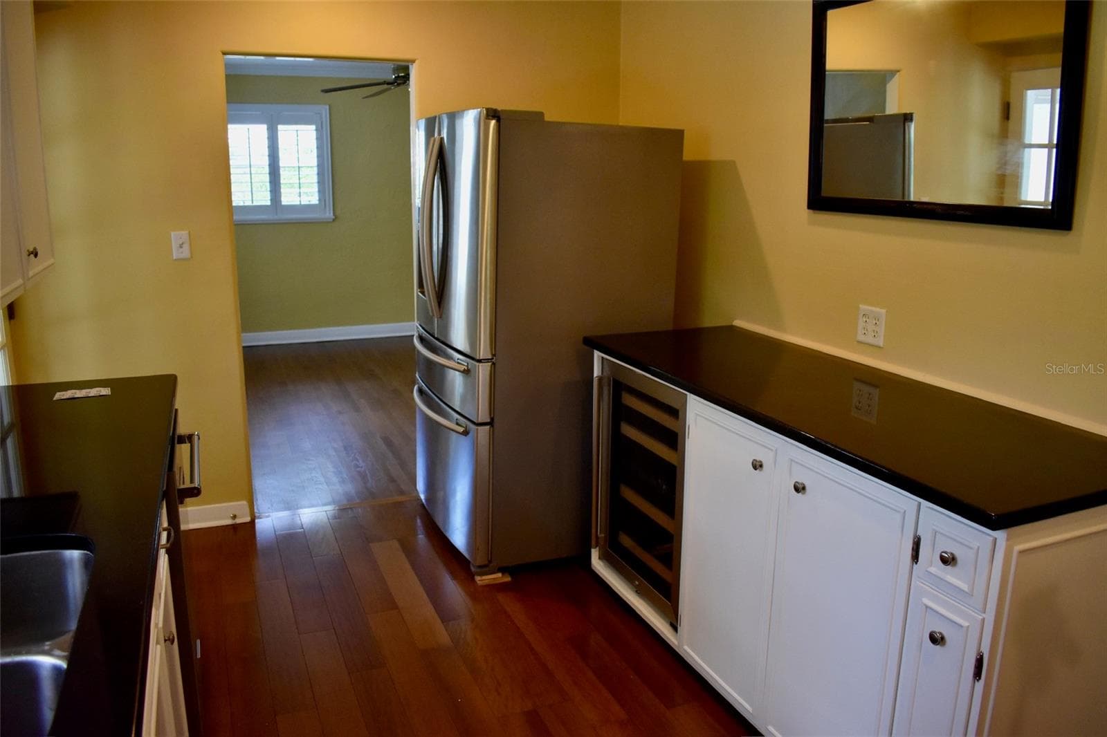 Kitchen. - 2200 E GORE ST, ORLANDO