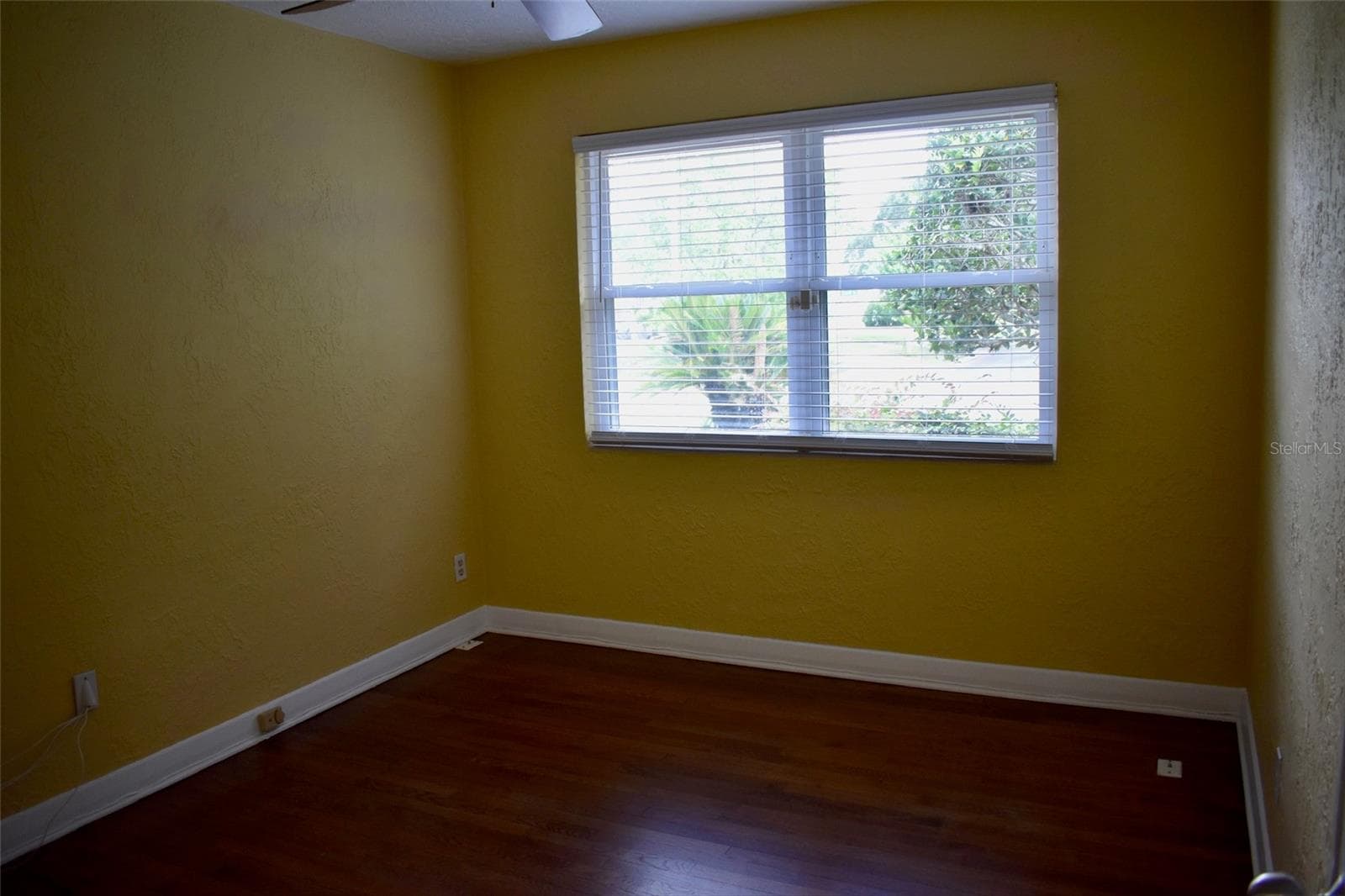 Single Family Residence at 2200 E GORE ST, ORLANDO, photo 8 of 26