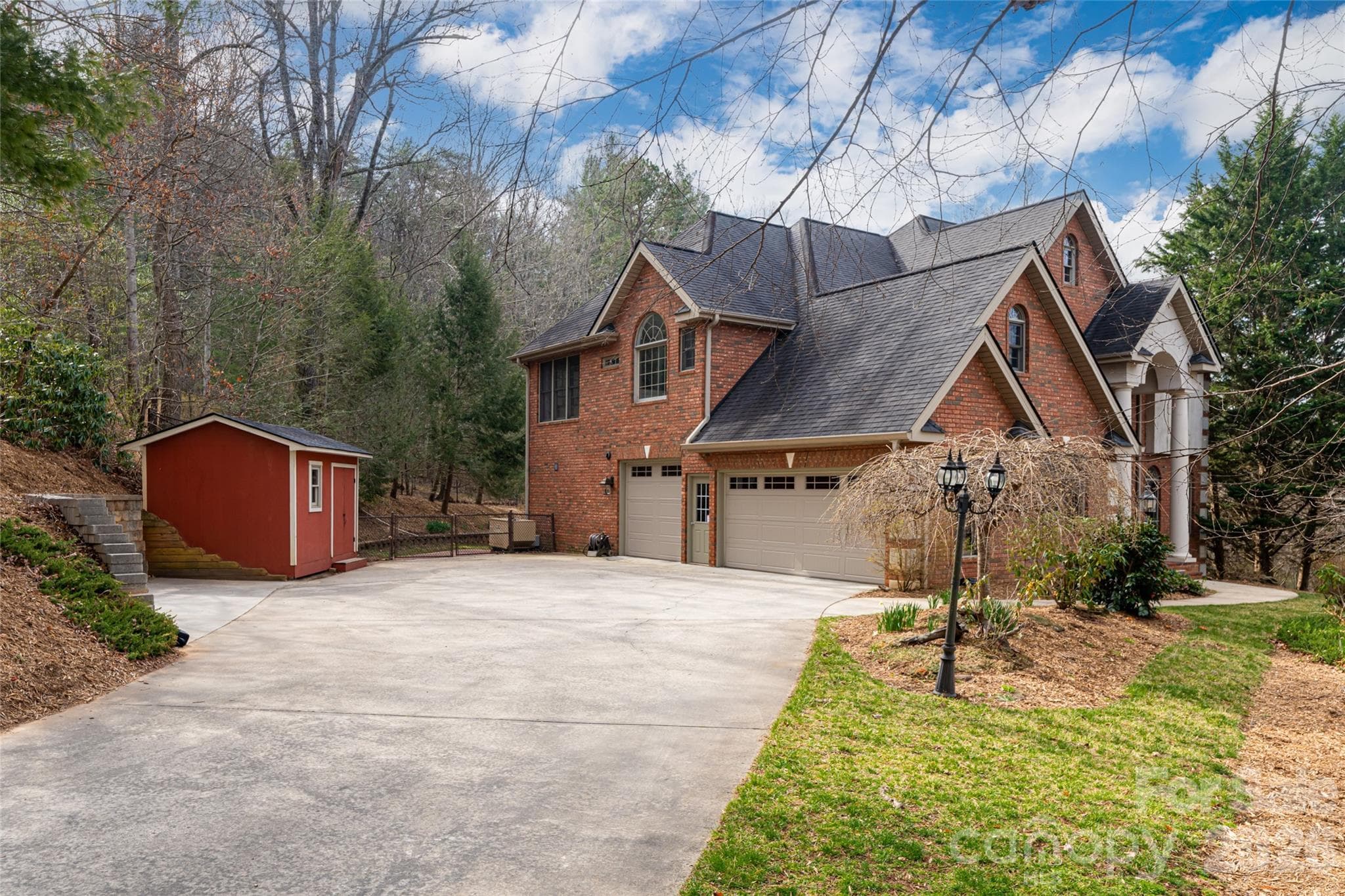 3-Car garage - Asheville