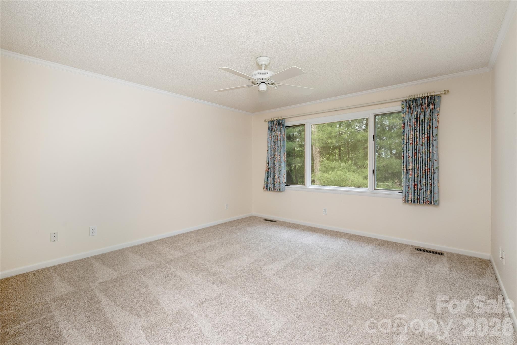 Condominium at 434 Crowfields Drive, Asheville, photo 20 of 31