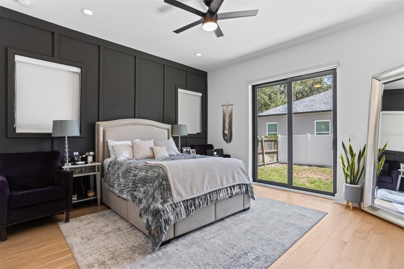 Single Family Residence at 3306 W VAN BUREN DR, TAMPA, photo 17 of 33
