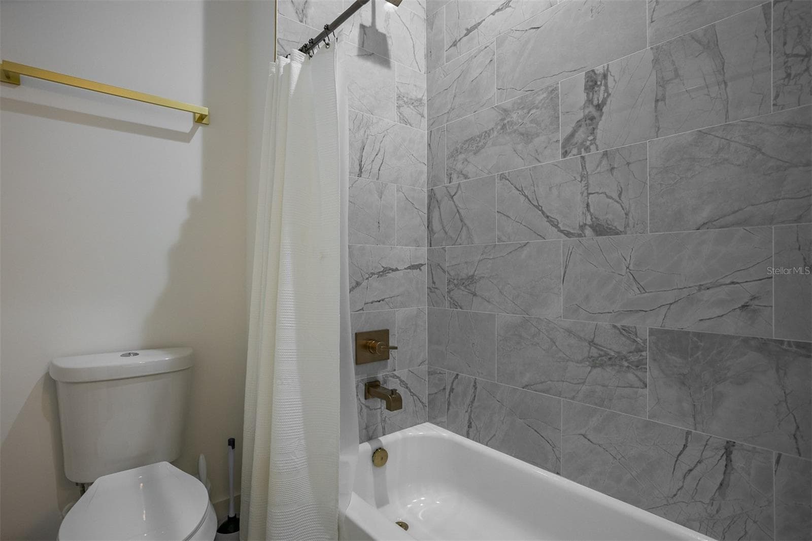 Single Family Residence at 3306 W VAN BUREN DR, TAMPA, photo 26 of 33
