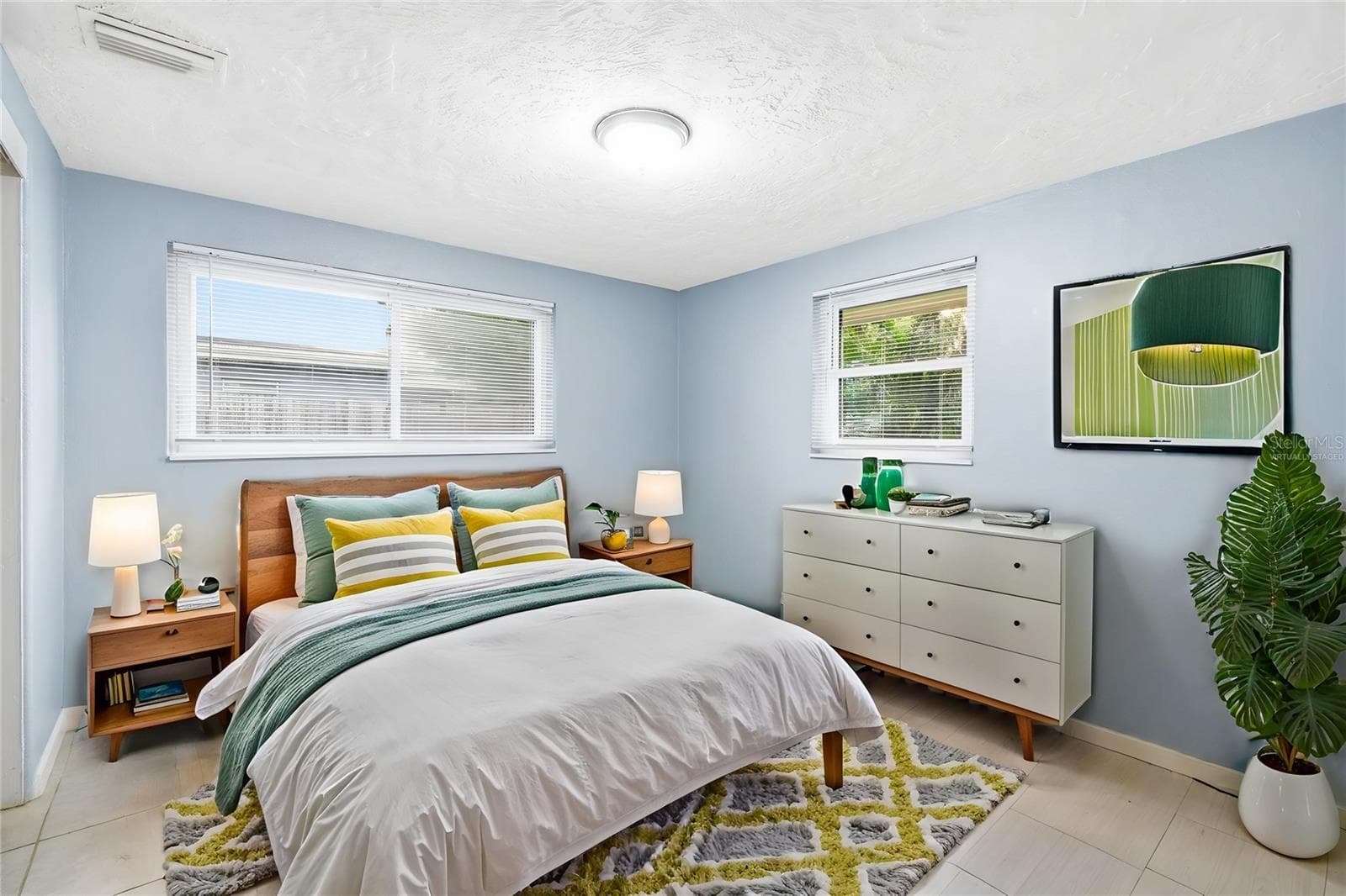 Virtually Staged - 5917 OLIVE AVE, SARASOTA