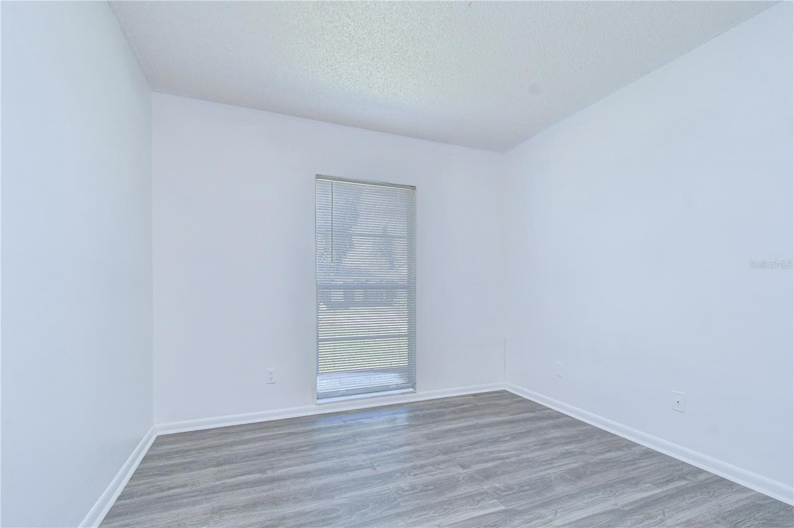 Single Family Residence at 7214 NIA LN, TAMPA, photo 14 of 19