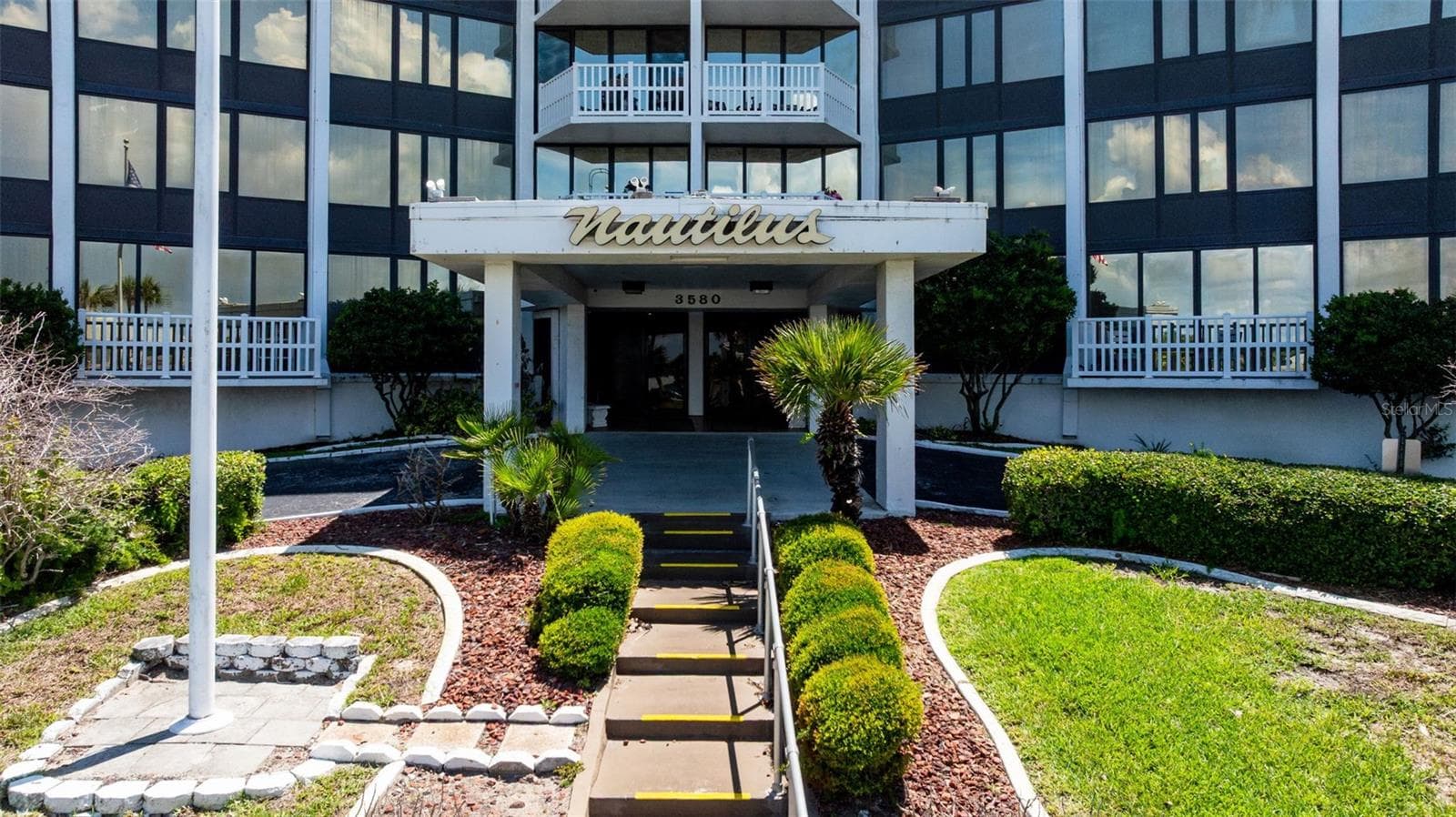 3580 S OCEAN SHORE BLVD #910