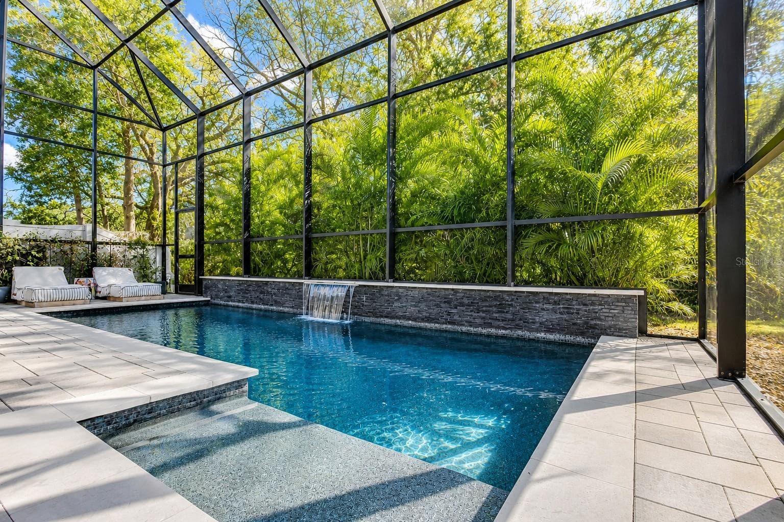 Single Family Residence at 11403 QUIET FOREST DR, TAMPA, photo 2 of 47