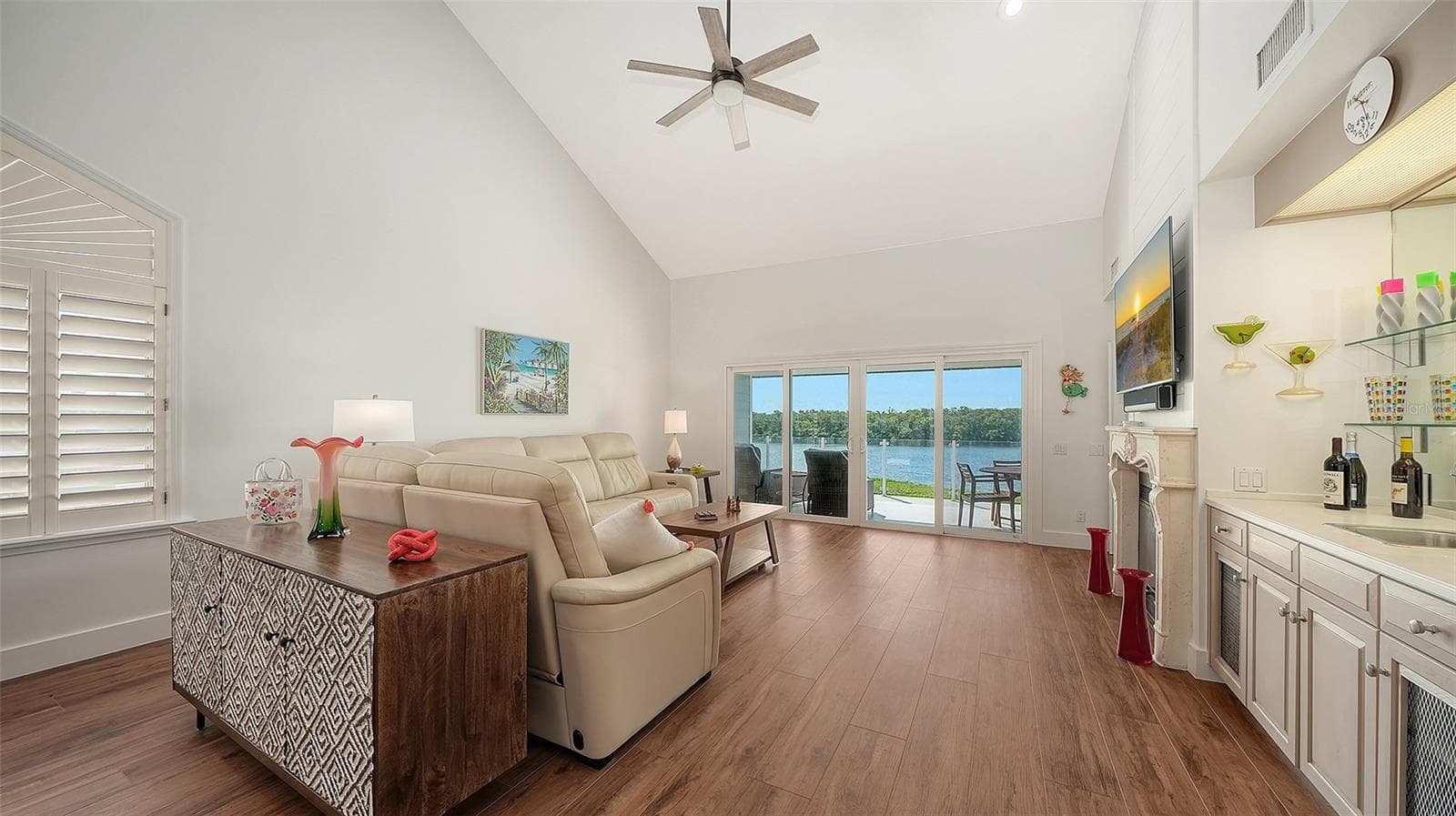 Condominium at 11 TIDY ISLAND BLVD #11, BRADENTON, photo 17 of 93