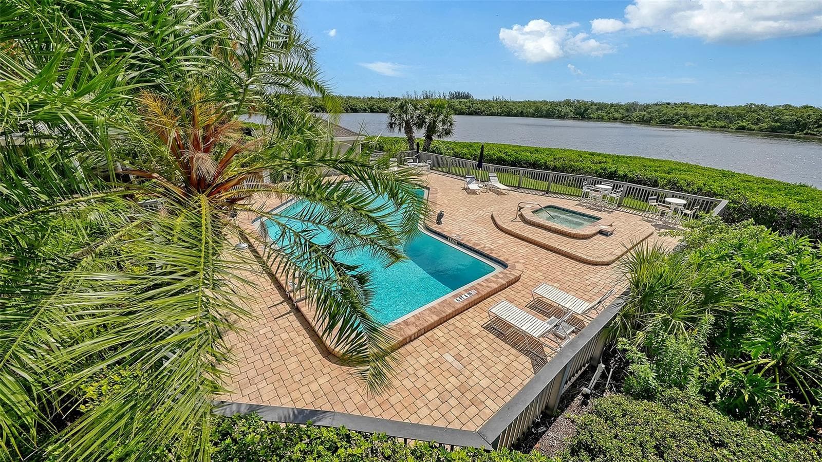 Condominium at 11 TIDY ISLAND BLVD #11, BRADENTON, photo 26 of 93