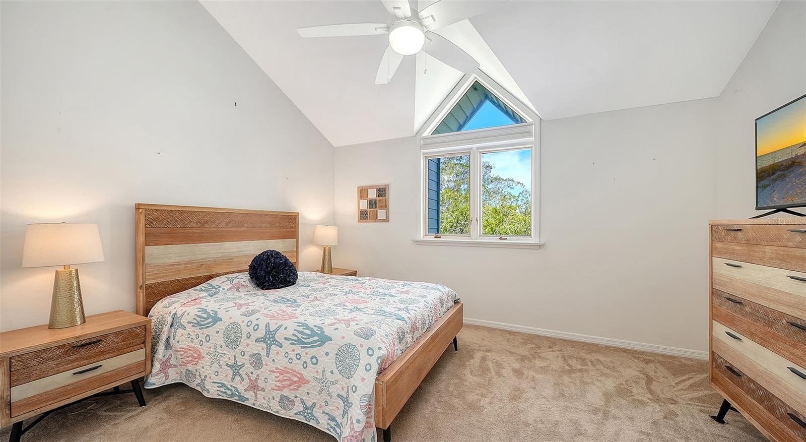 Guest Bedroom 3rd Floor - 11 TIDY ISLAND BLVD #11, BRADENTON
