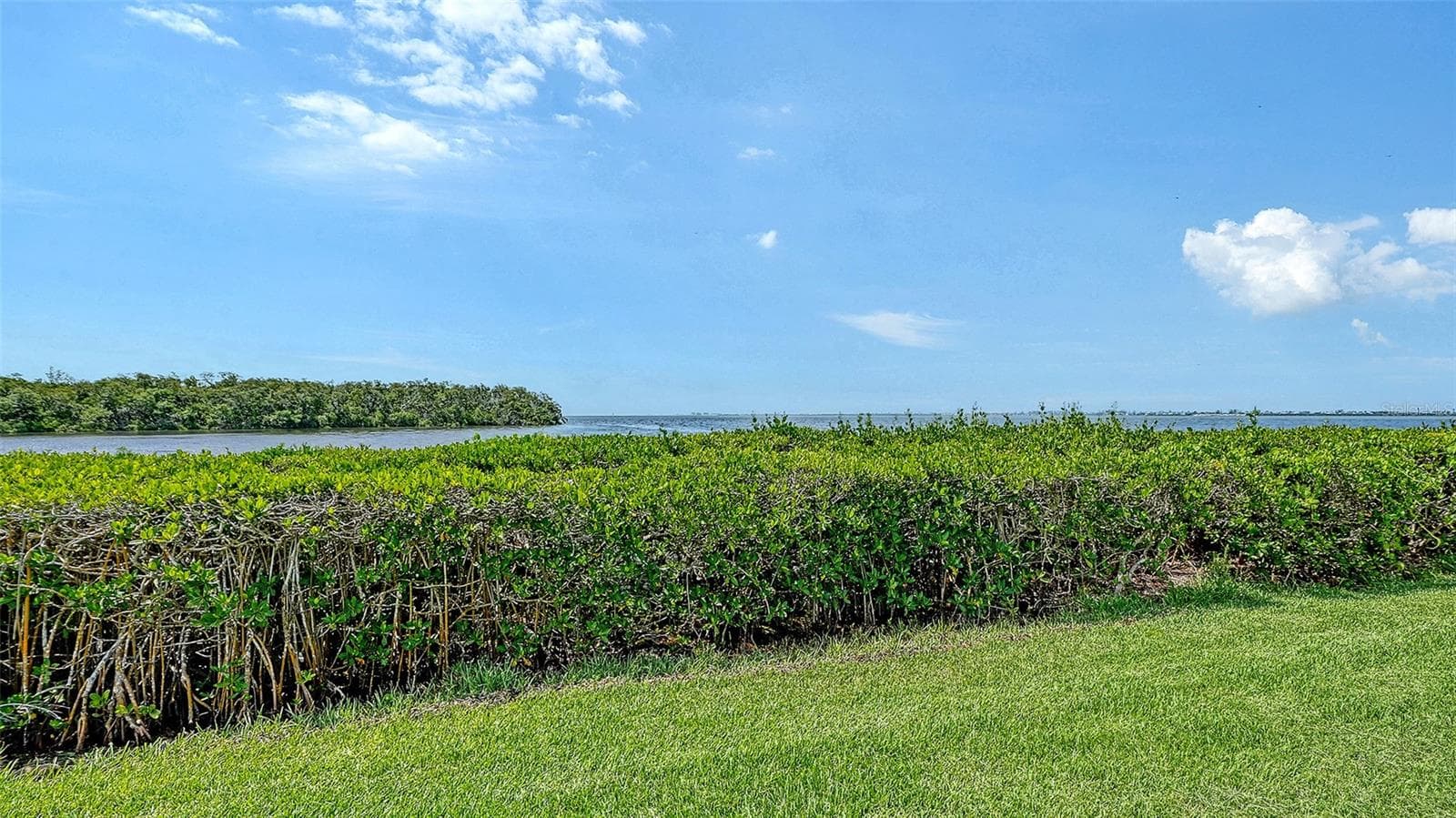 Condominium at 11 TIDY ISLAND BLVD #11, BRADENTON, photo 68 of 93