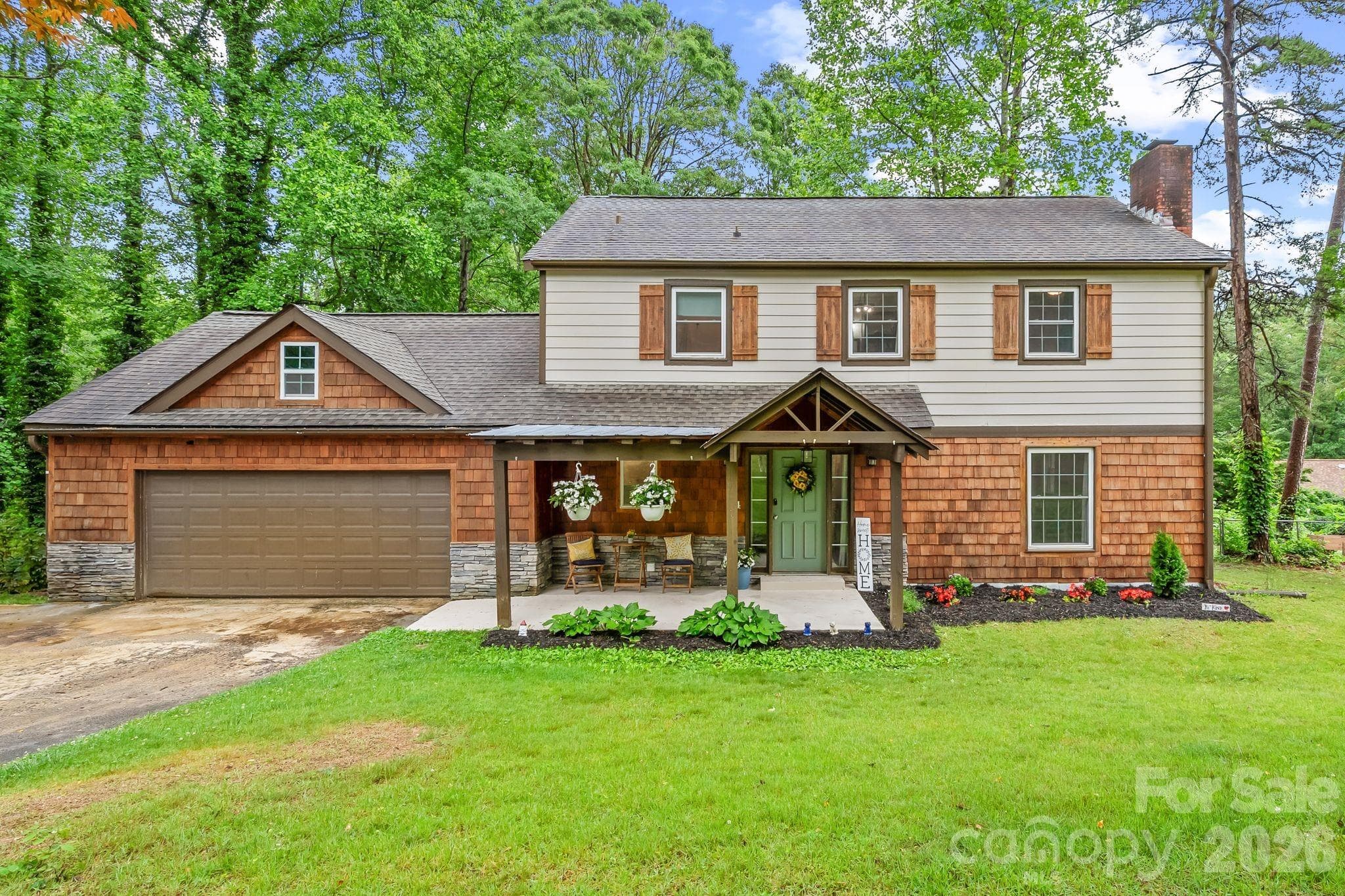 4 Beechwood Lakes Drive