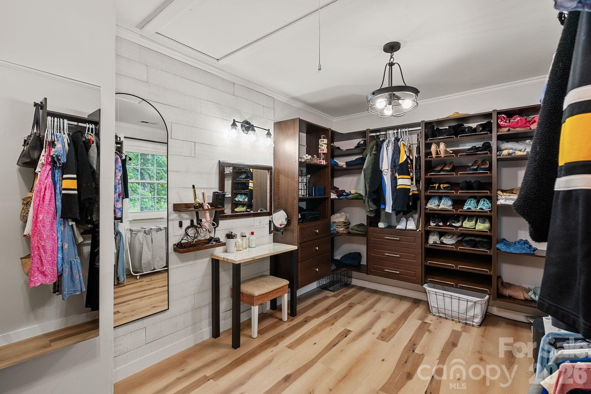 The closet your friends will envy - so much space PLUS a glam station! - 4 Beechwood Lakes Drive, Hendersonville