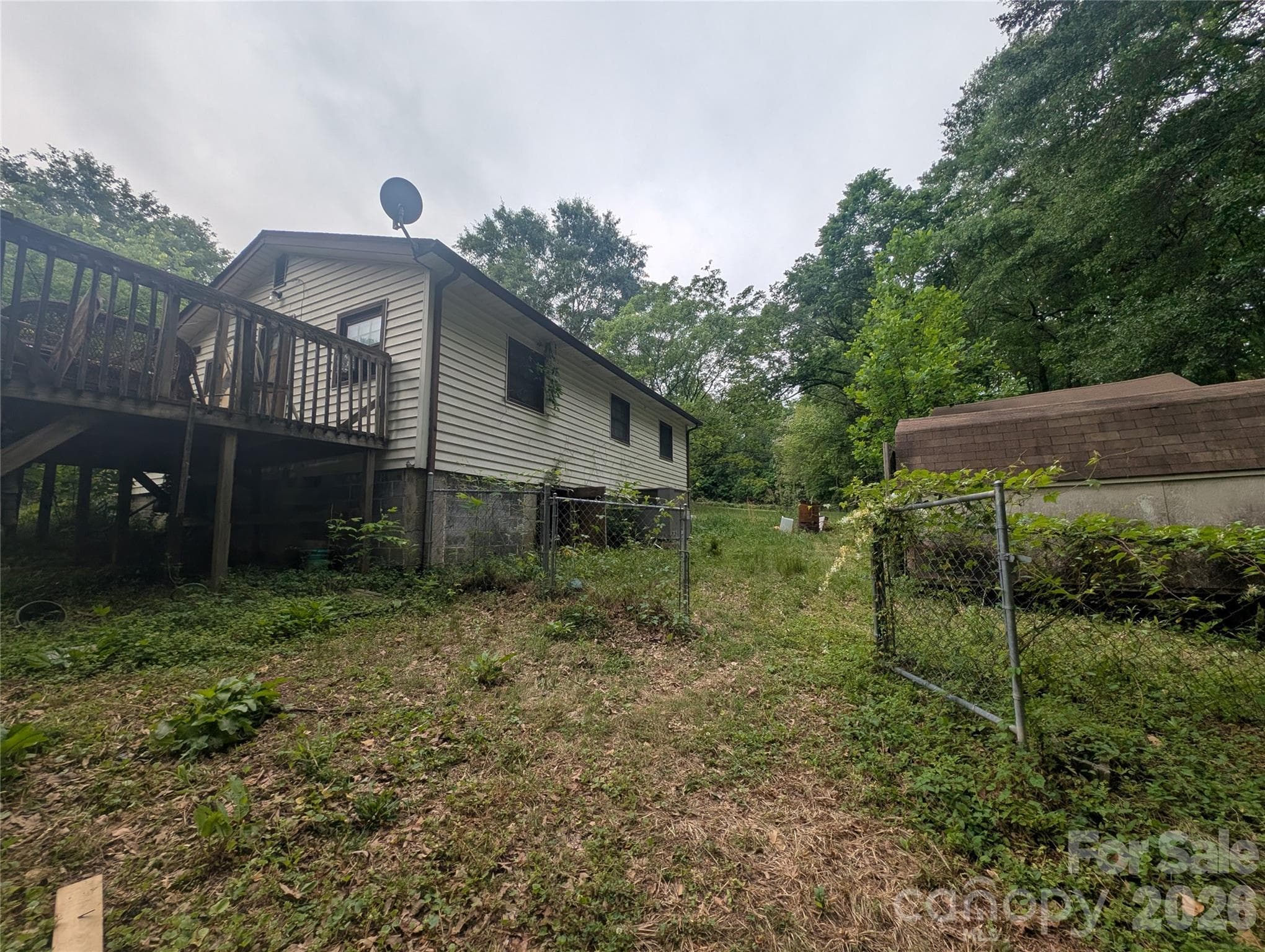 Single Family Residence at Gastonia, photo 5 of 42