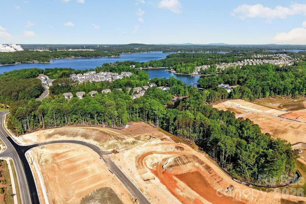 The Coves on Lake Wylie Community - Charlotte