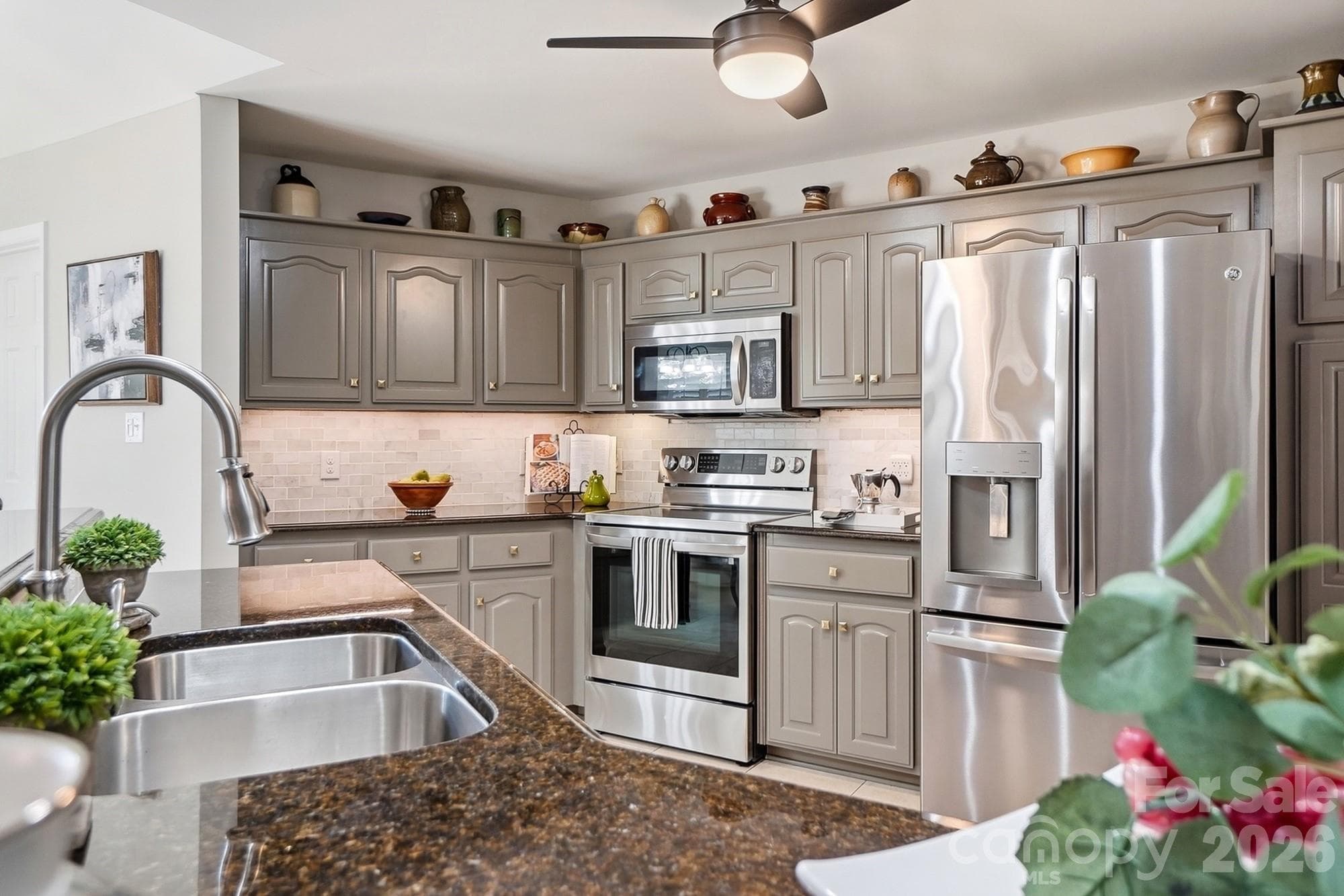 Single Family Residence at 4218 Patriots Way, Gastonia, photo 15 of 38