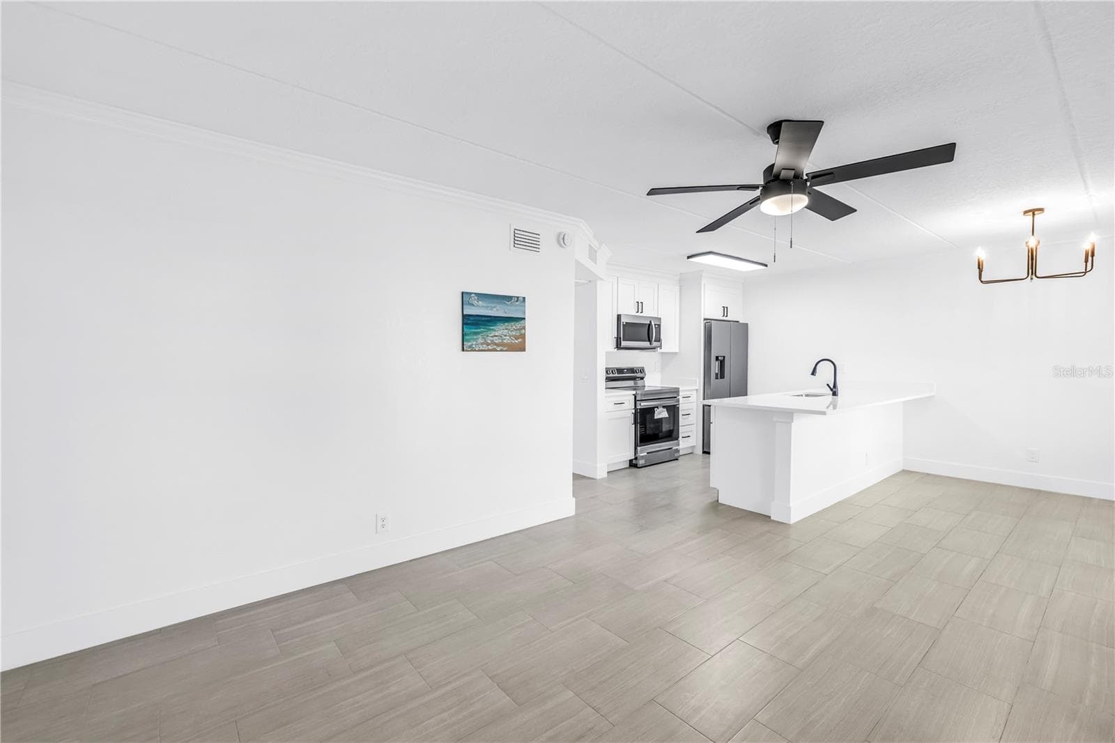 Condominium at 10375 PARADISE BLVD #51, TREASURE ISLAND, photo 13 of 60