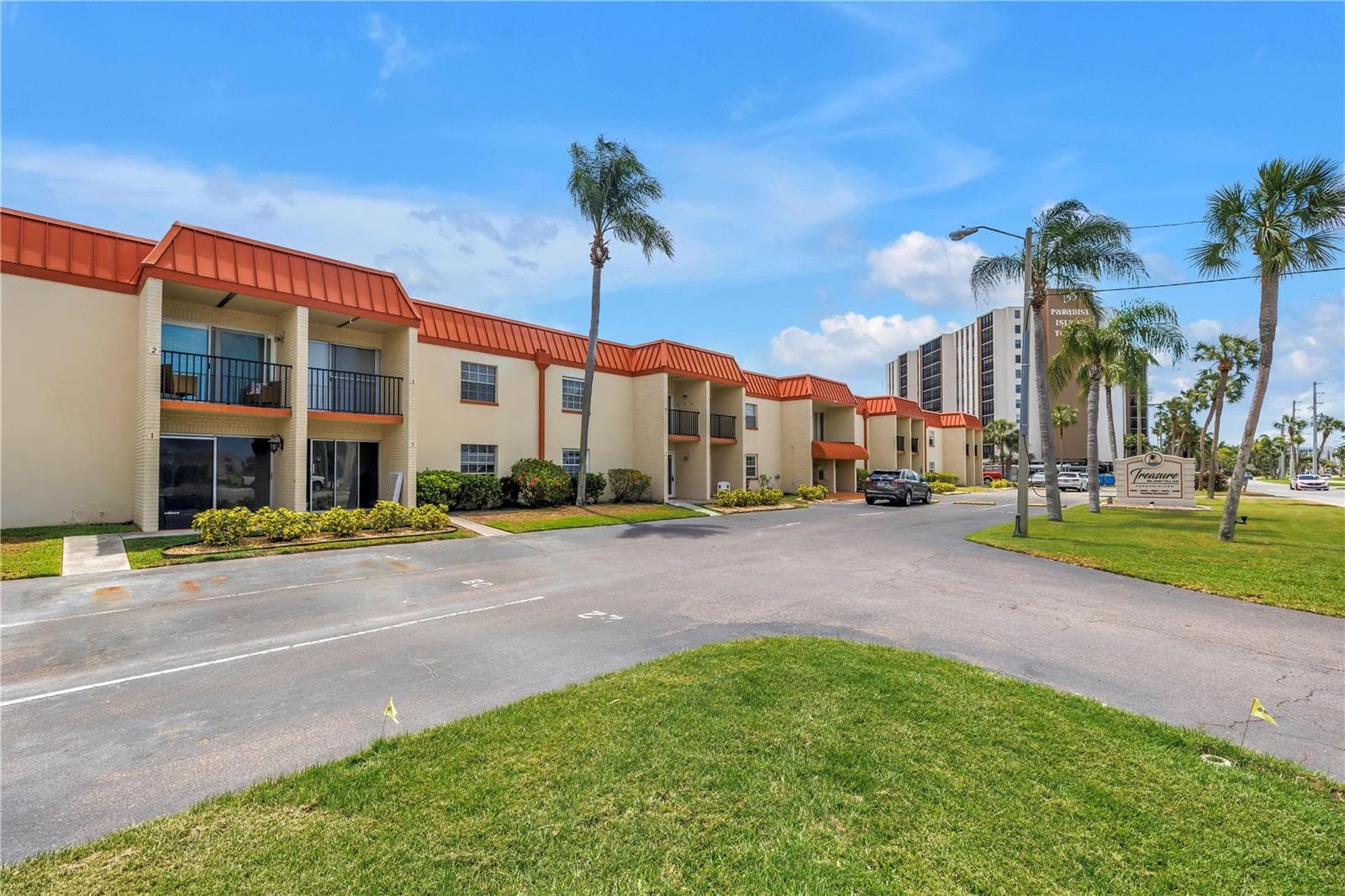 Condominium at 10375 PARADISE BLVD #51, TREASURE ISLAND, photo 45 of 60