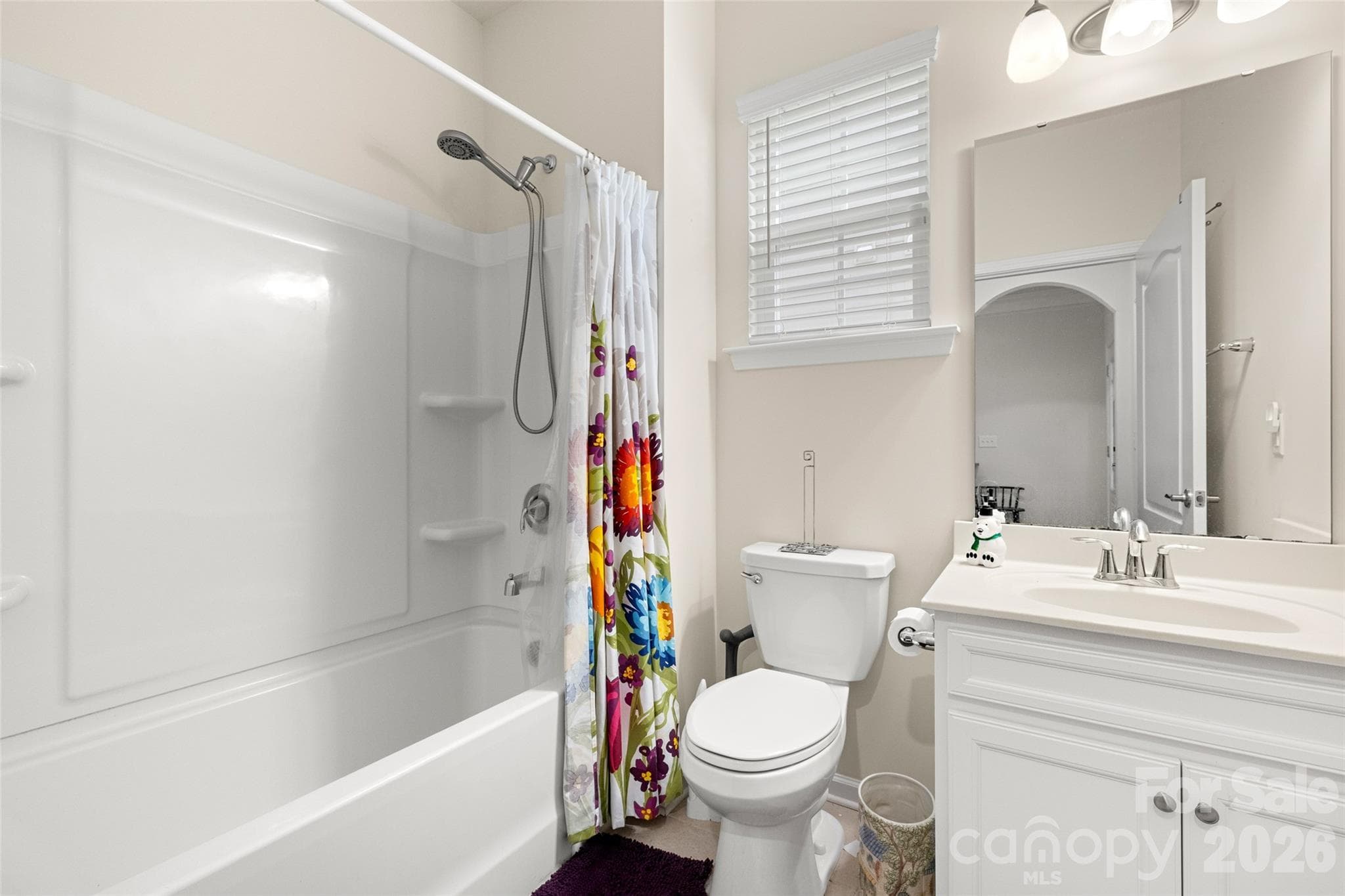 Single Family Residence at 9053 Blue Dasher Drive, Clover, photo 17 of 28