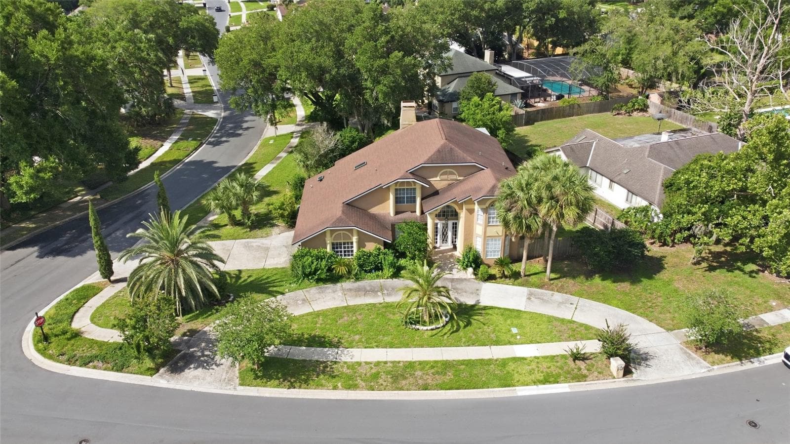 2054 PALM VISTA DR