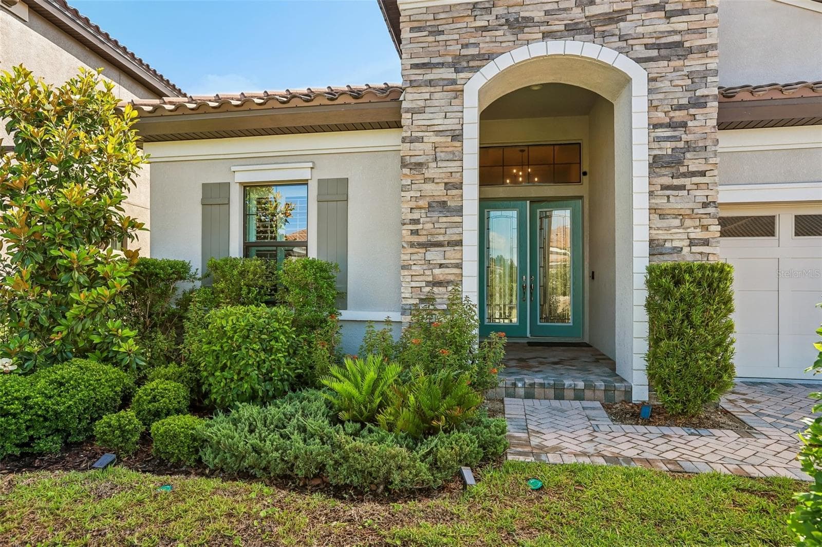 Single Family Residence at 14142 SWISS BRIDGE DR, RIVERVIEW, photo 3 of 65