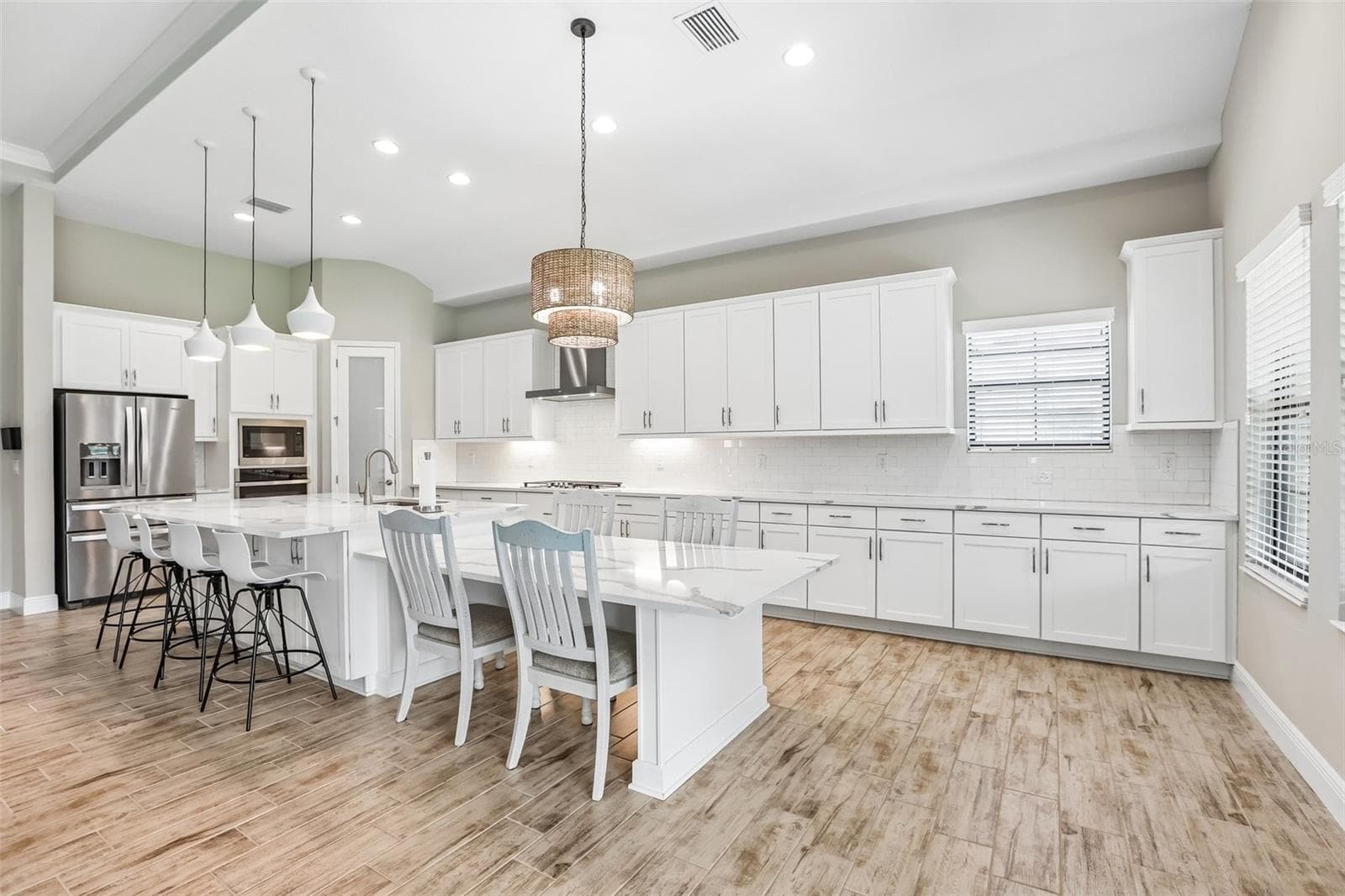 Single Family Residence at 14142 SWISS BRIDGE DR, RIVERVIEW, photo 12 of 65
