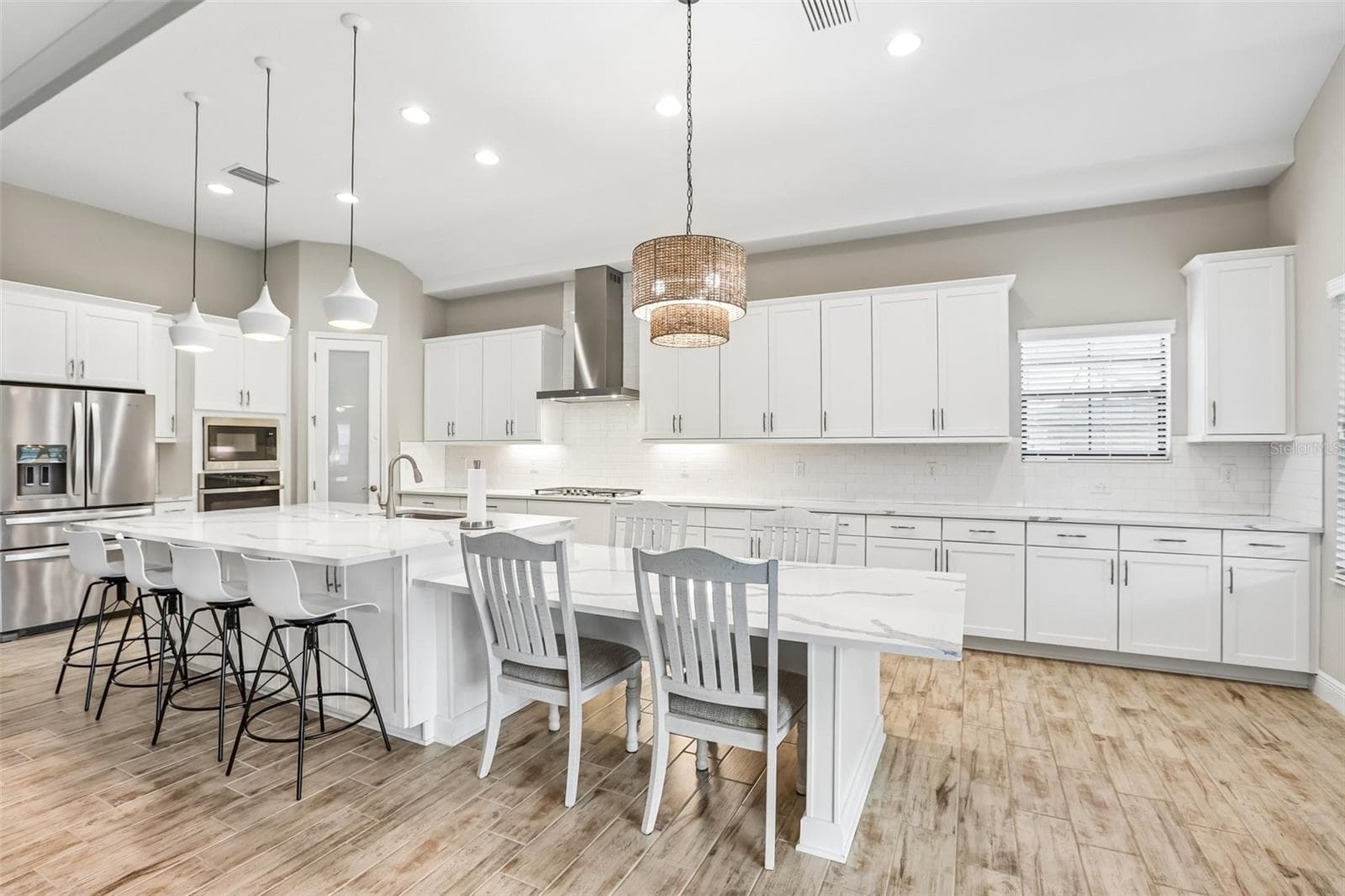Single Family Residence at 14142 SWISS BRIDGE DR, RIVERVIEW, photo 13 of 65