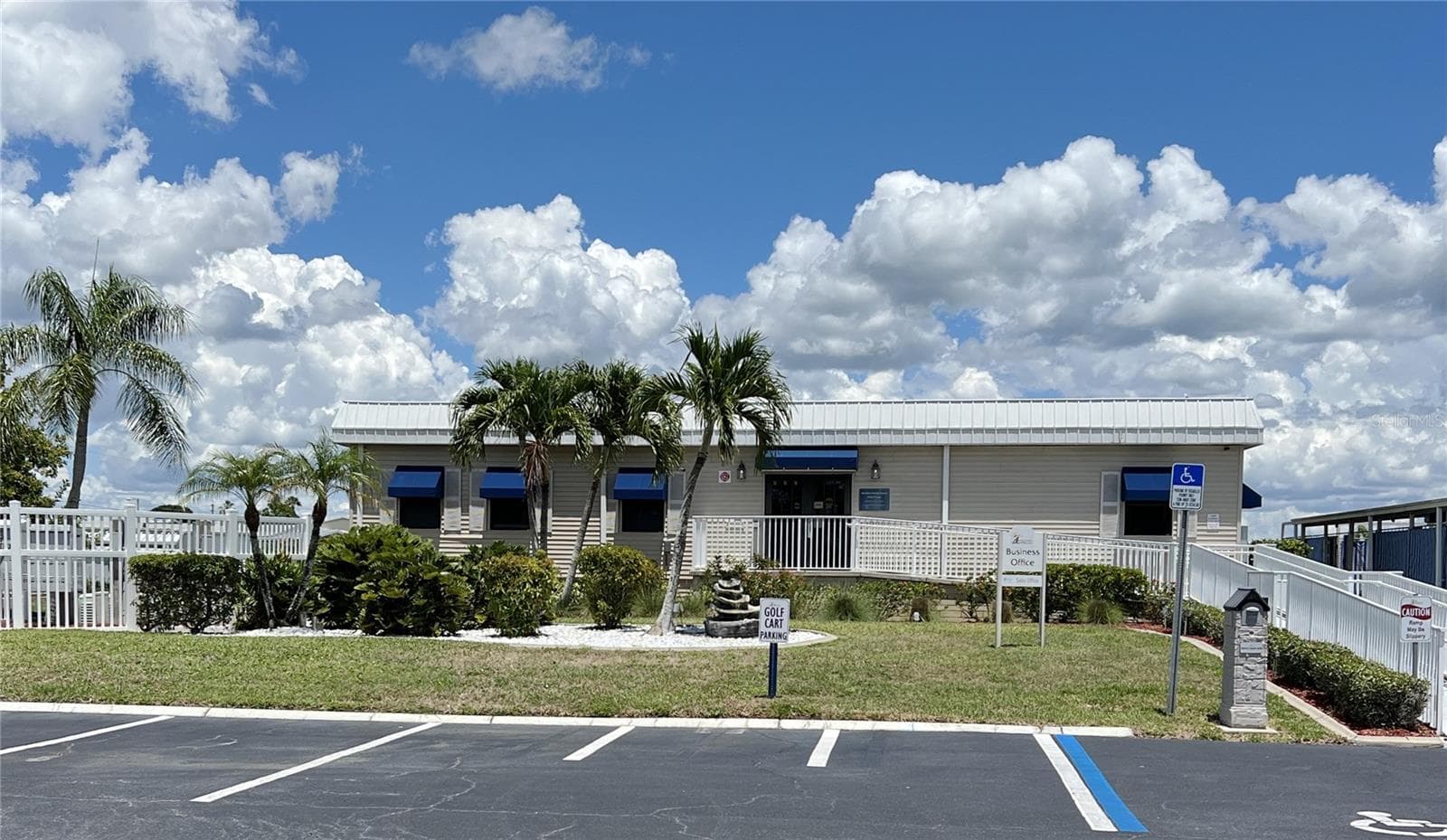 Management office - 7173 MOUNT BRISTOL BLVD NE #458, ST PETERSBURG