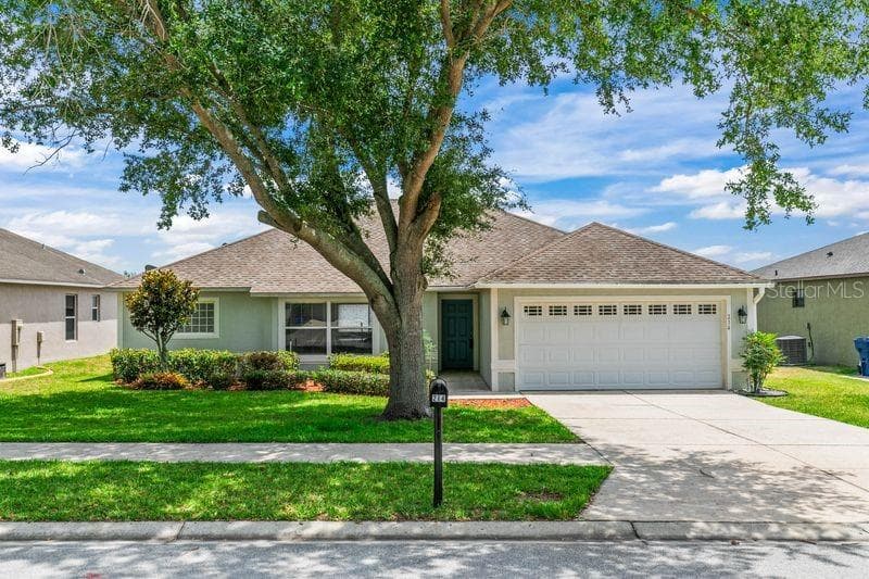 214 COMPASS ROSE DR