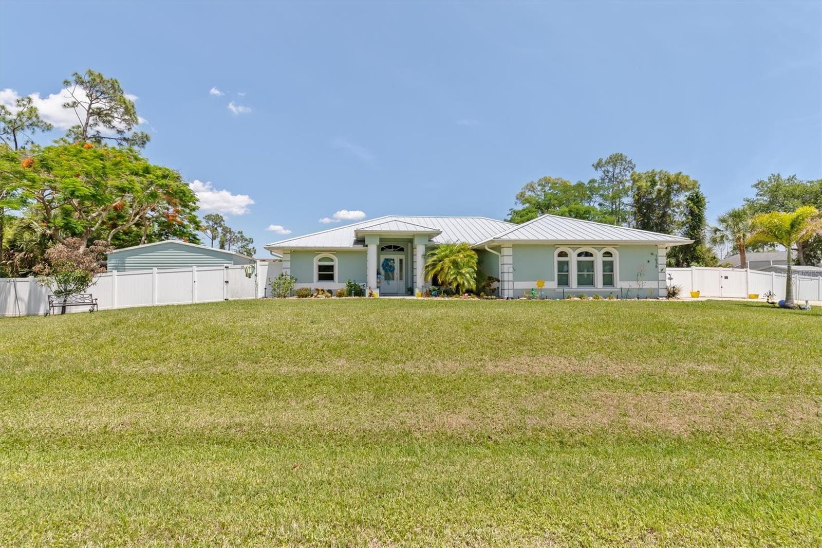 Single Family Residence at 1636 GLENAN RD, NORTH PORT, photo 2 of 56